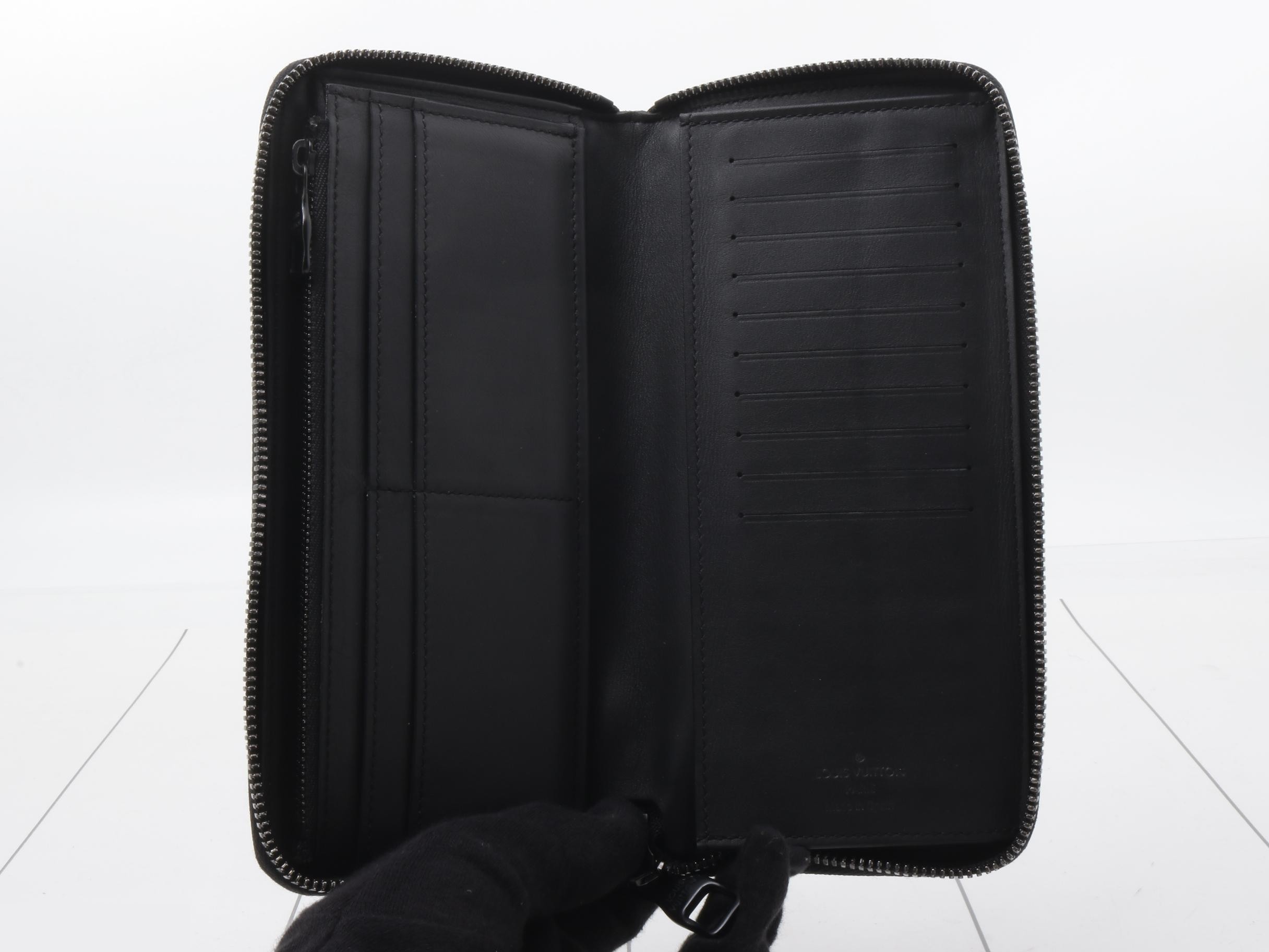 Zippy Wallet Vertical — view 4