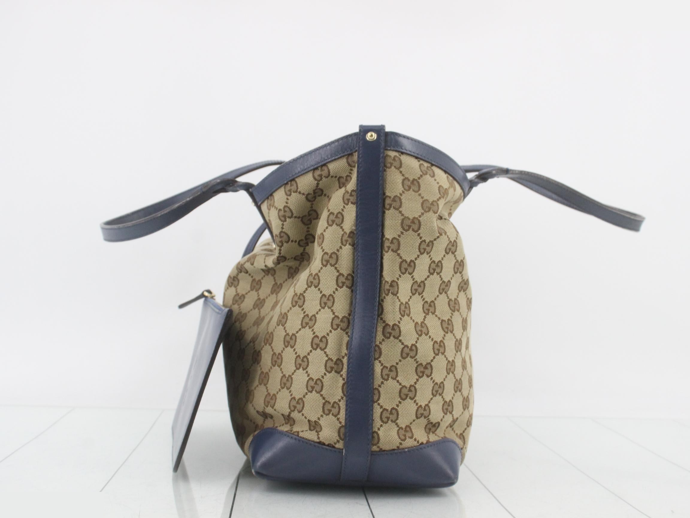 GG Canvas Tote Bag with Pouch — view 3