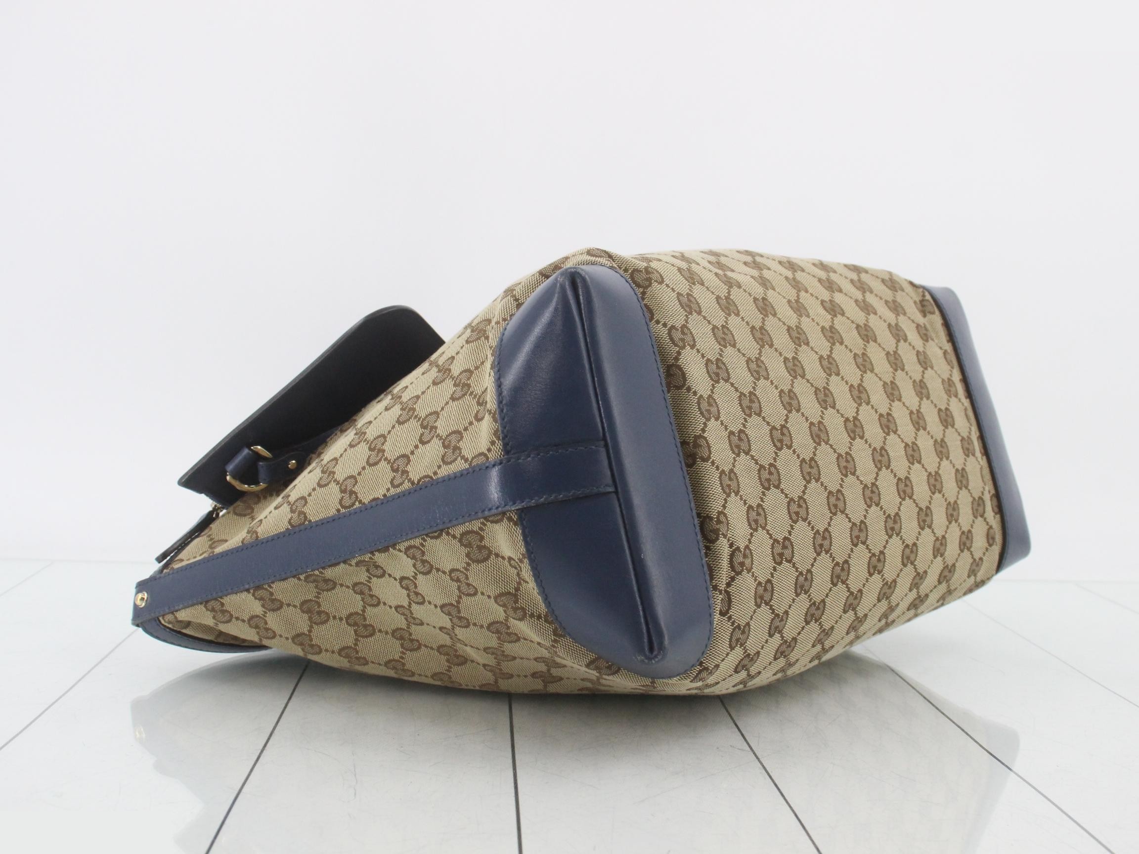 GG Canvas Tote Bag with Pouch — view 5