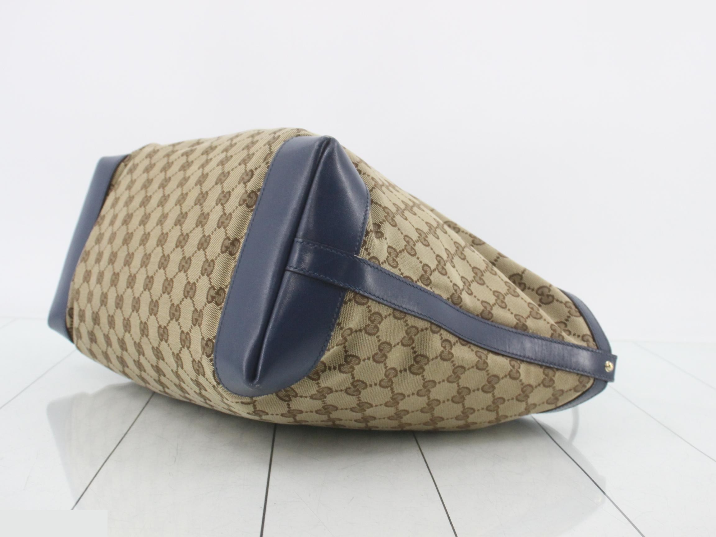 GG Canvas Tote Bag with Pouch — view 6