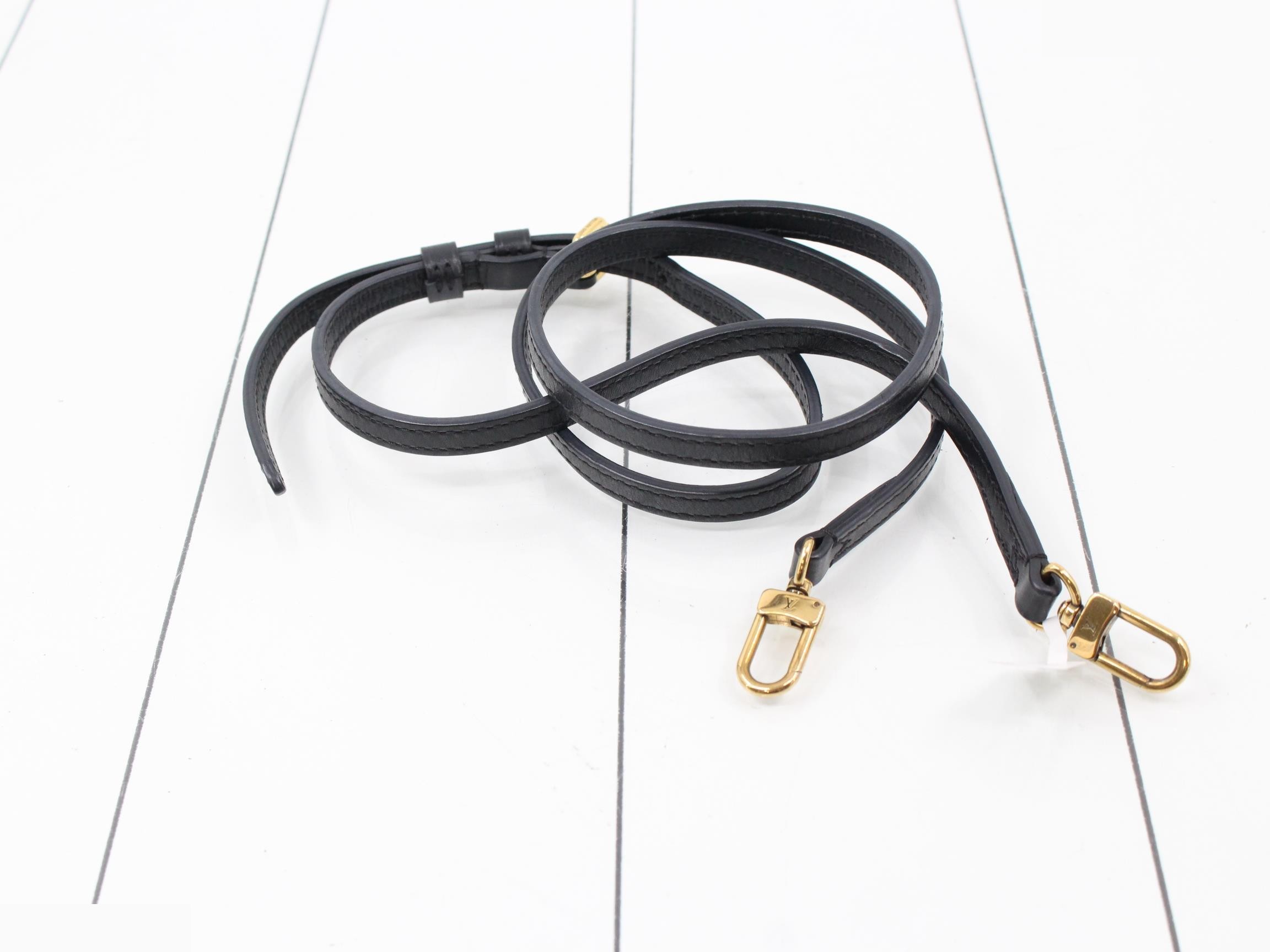 Petite Malle Monogram — view 7