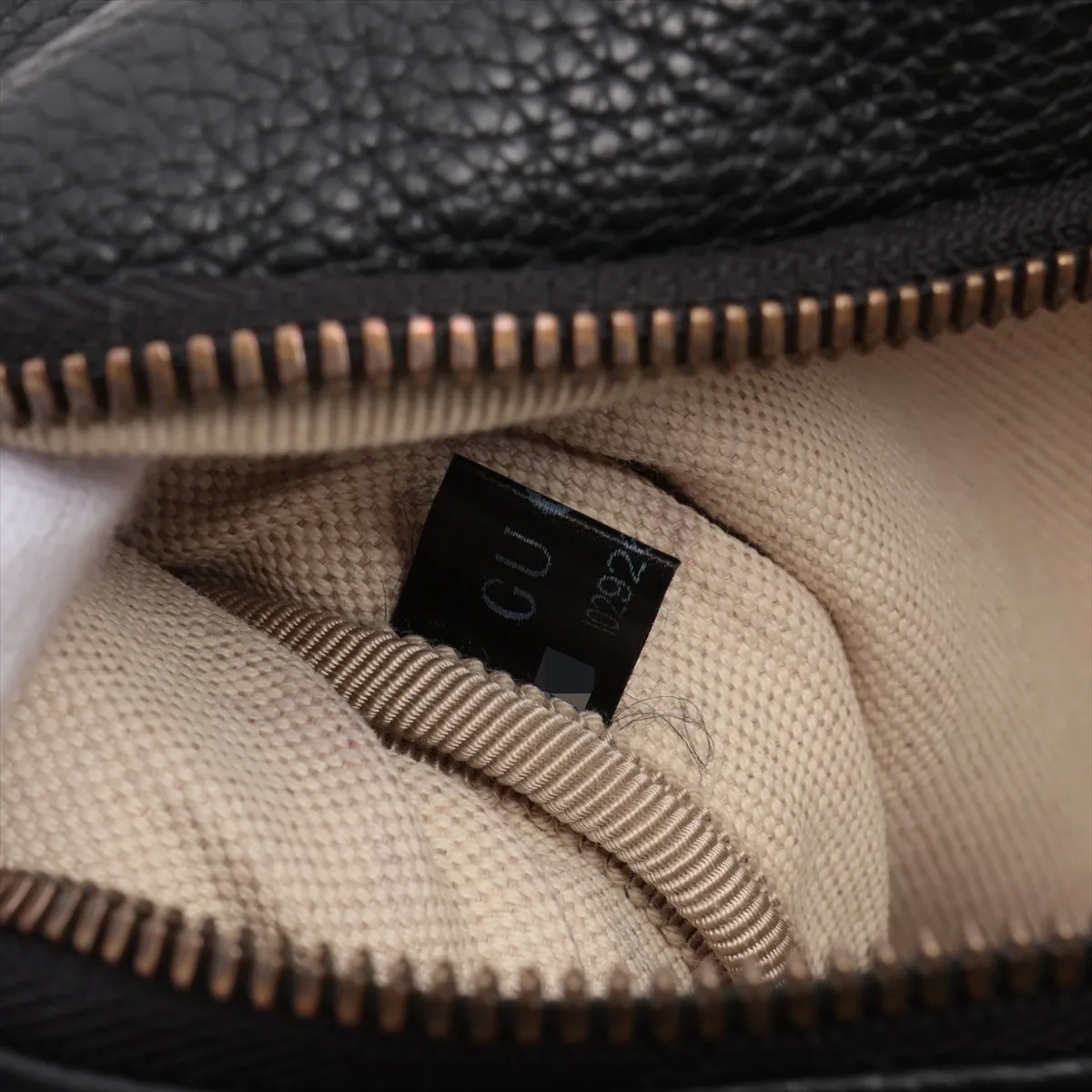 logo print leather body bag black 530412 — view 8