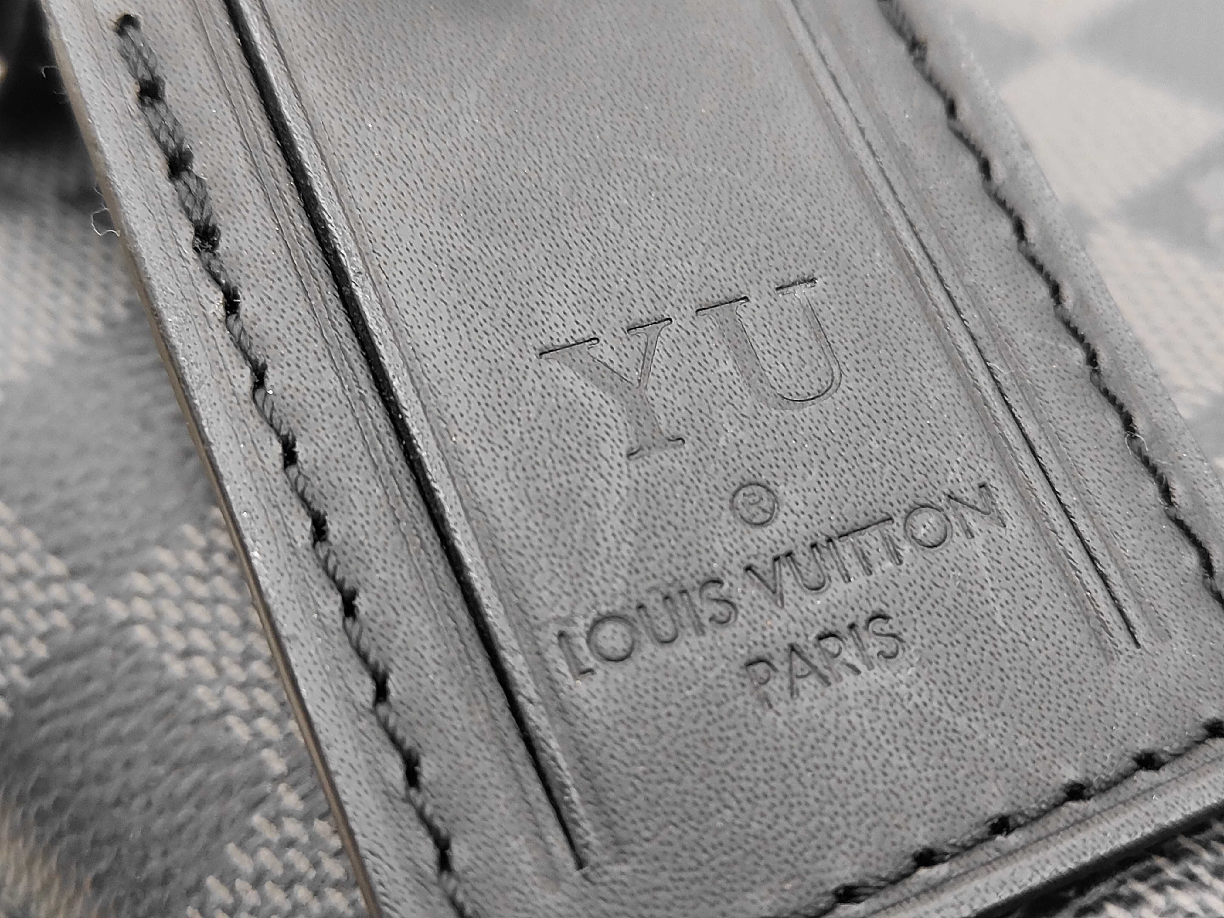 Damier Graphite Mick PM NM Shoulder Bag — view 13