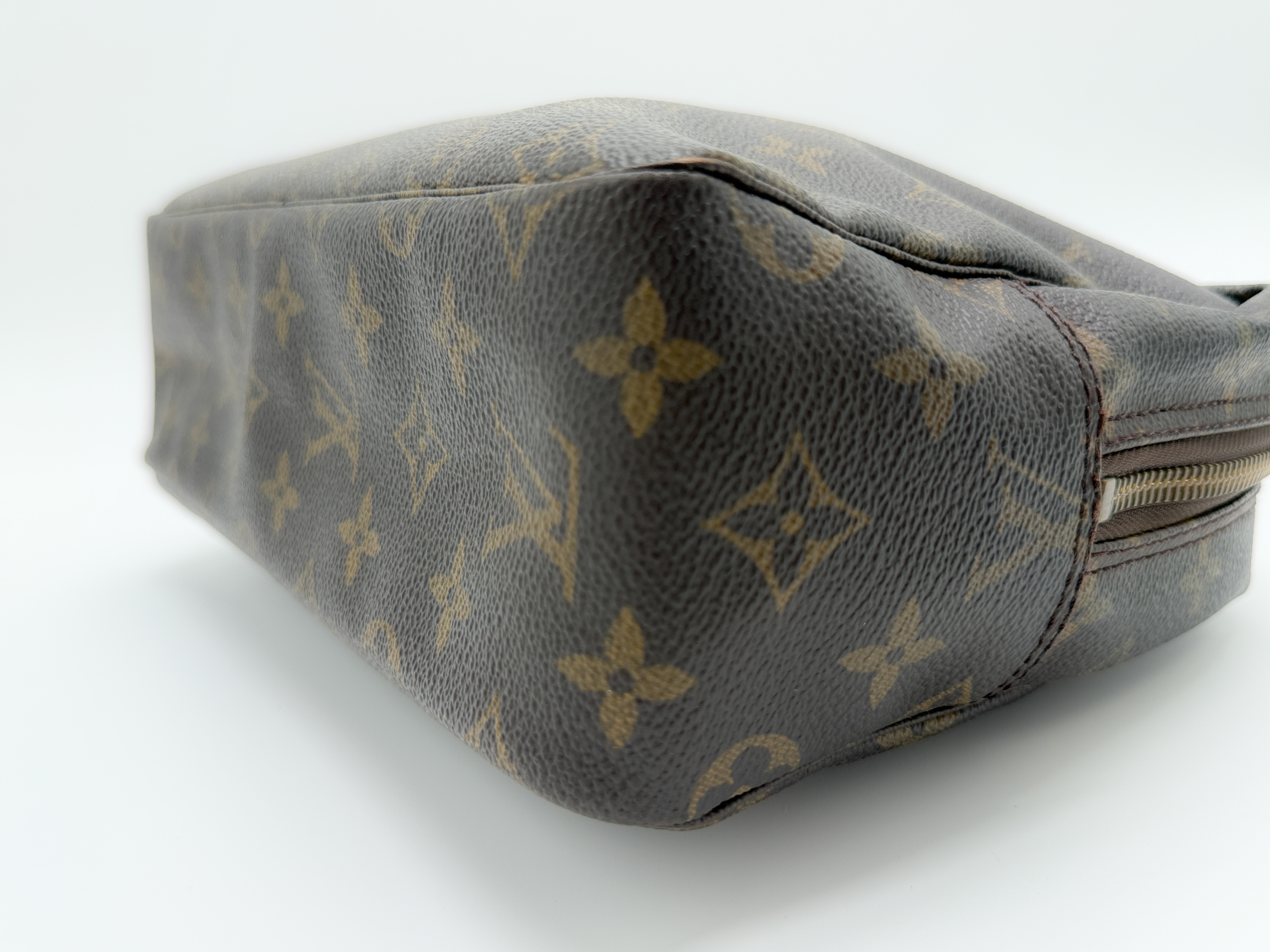 Monogram M47522 Trousse Toilette 28 Pouch — view 6