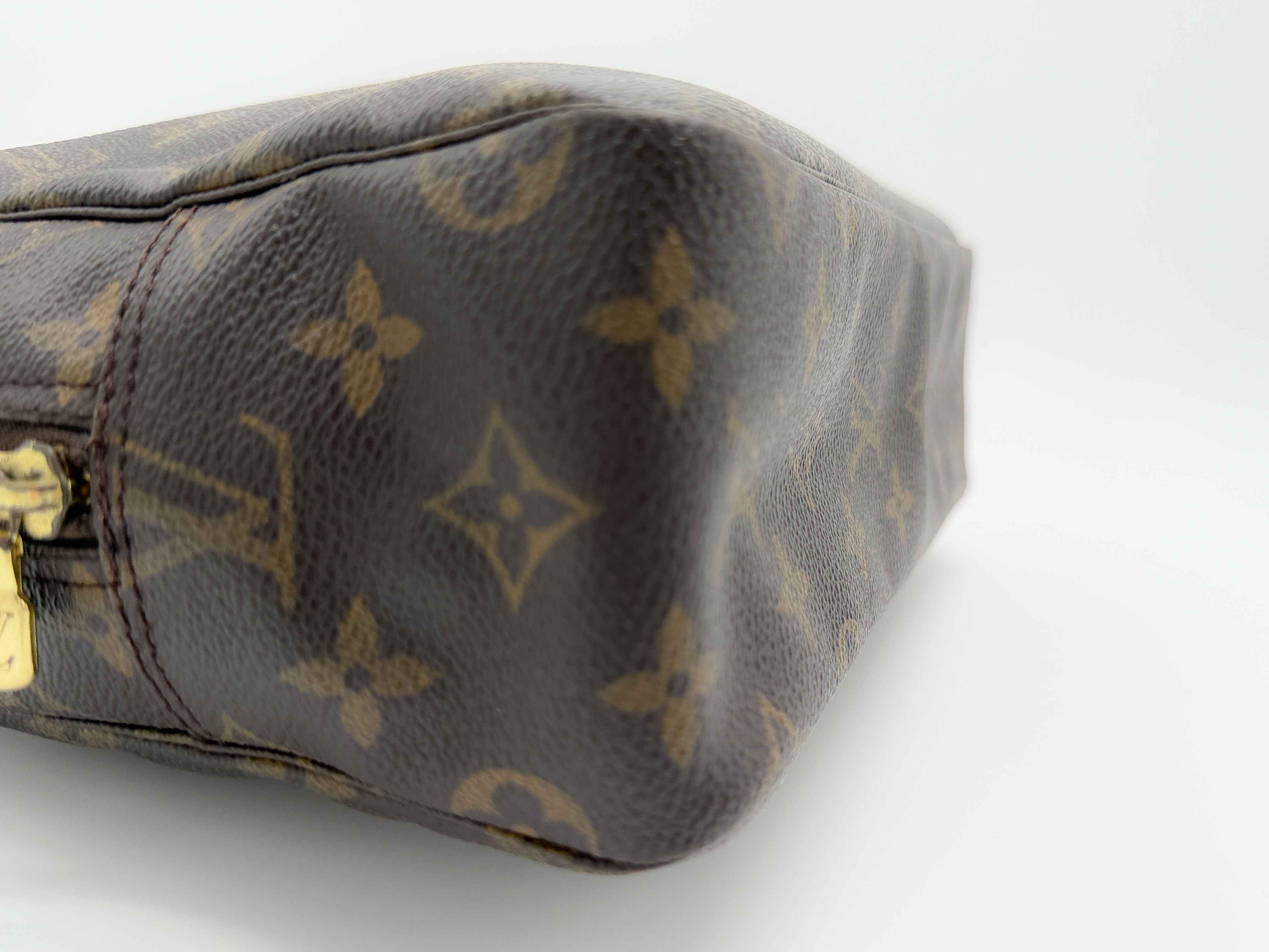 Monogram M47522 Trousse Toilette 28 Pouch — view 7