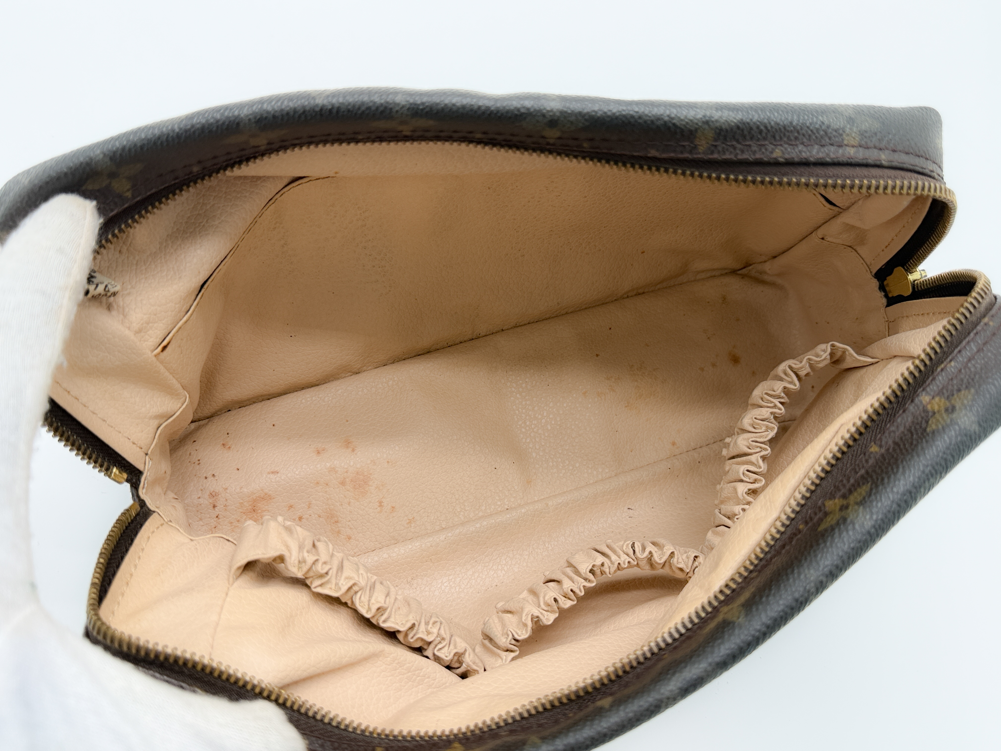 Monogram M47522 Trousse Toilette 28 Pouch — view 8