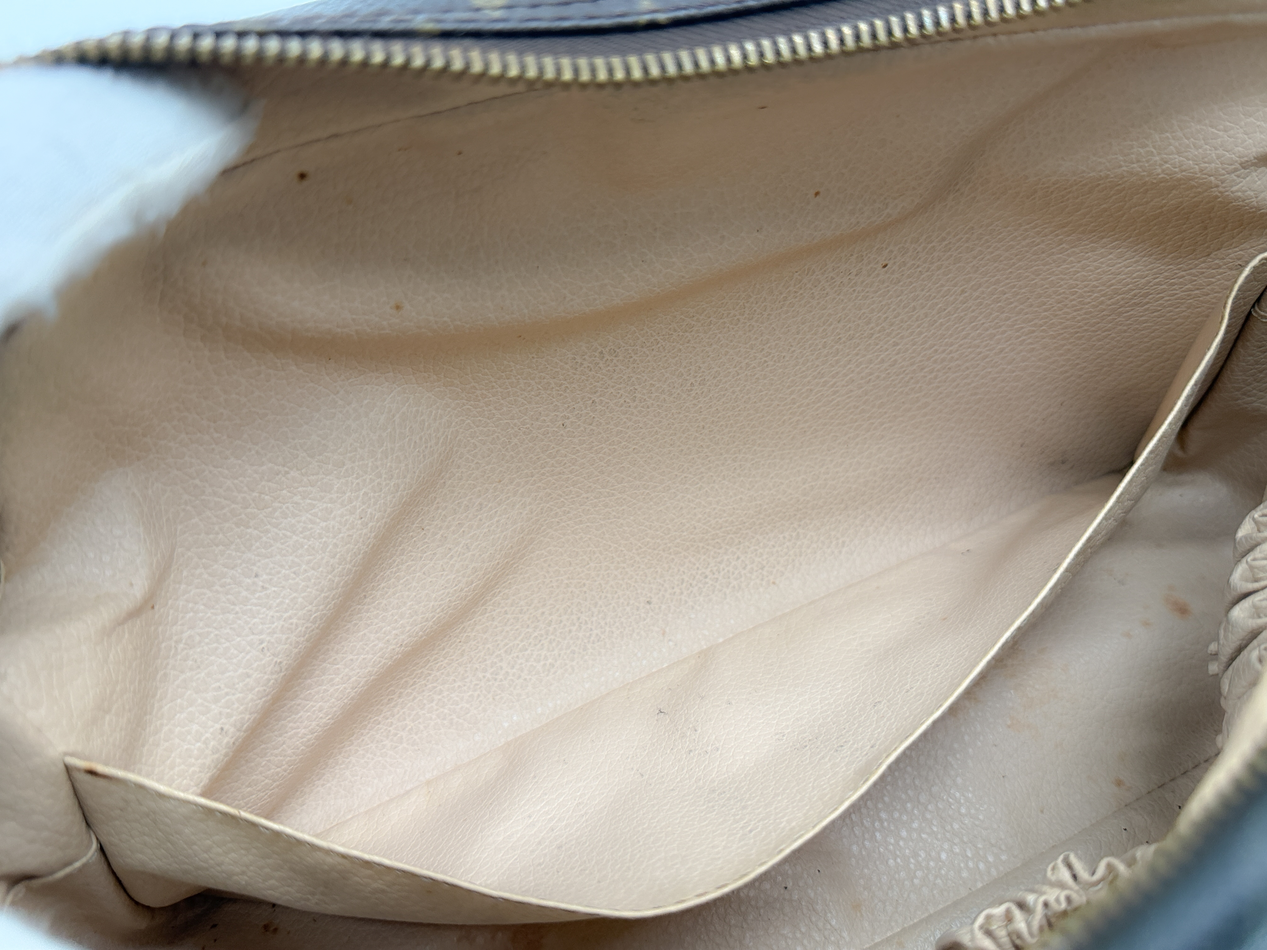 Monogram M47522 Trousse Toilette 28 Pouch — view 9
