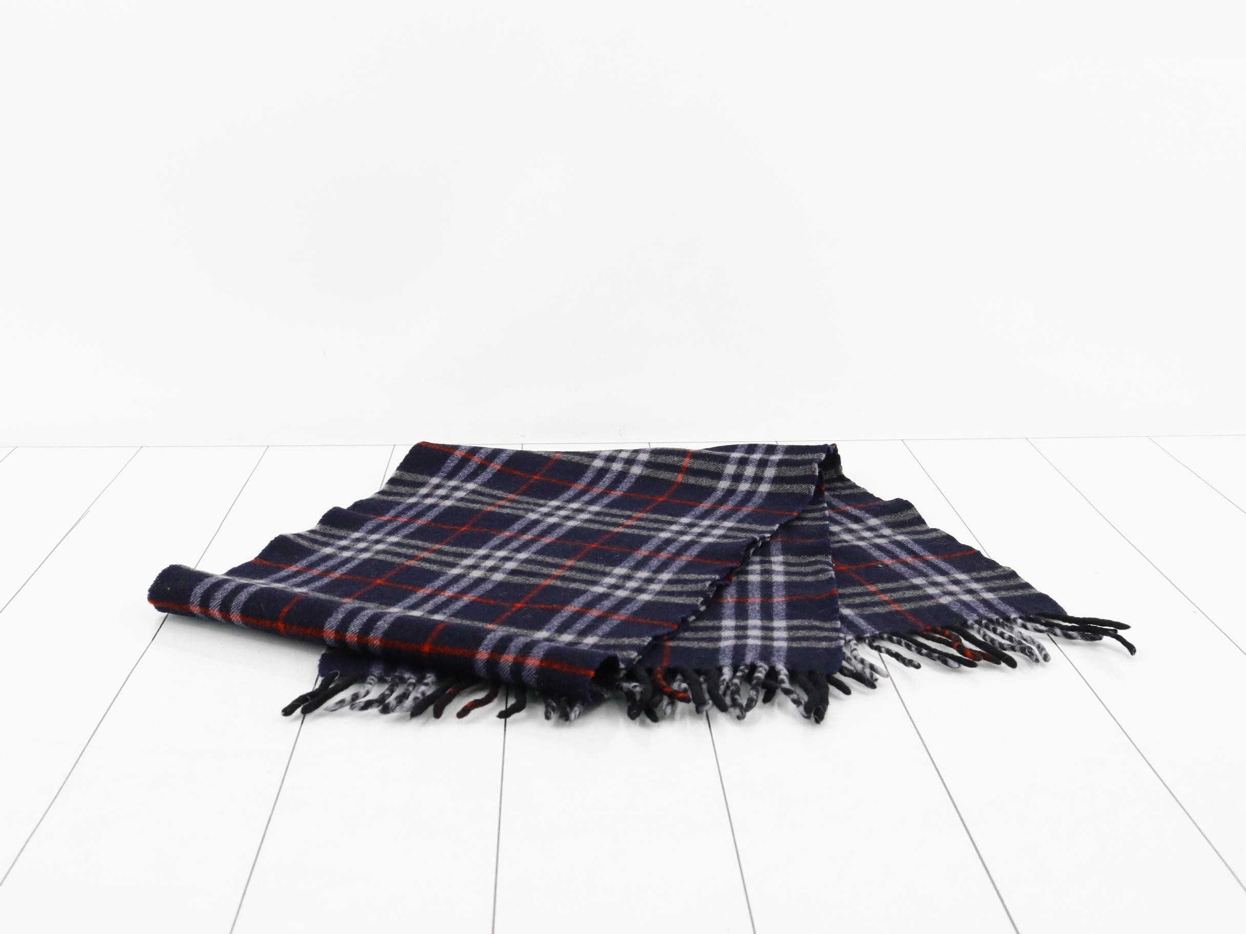 Nova Check Scarf - Navy — view 3