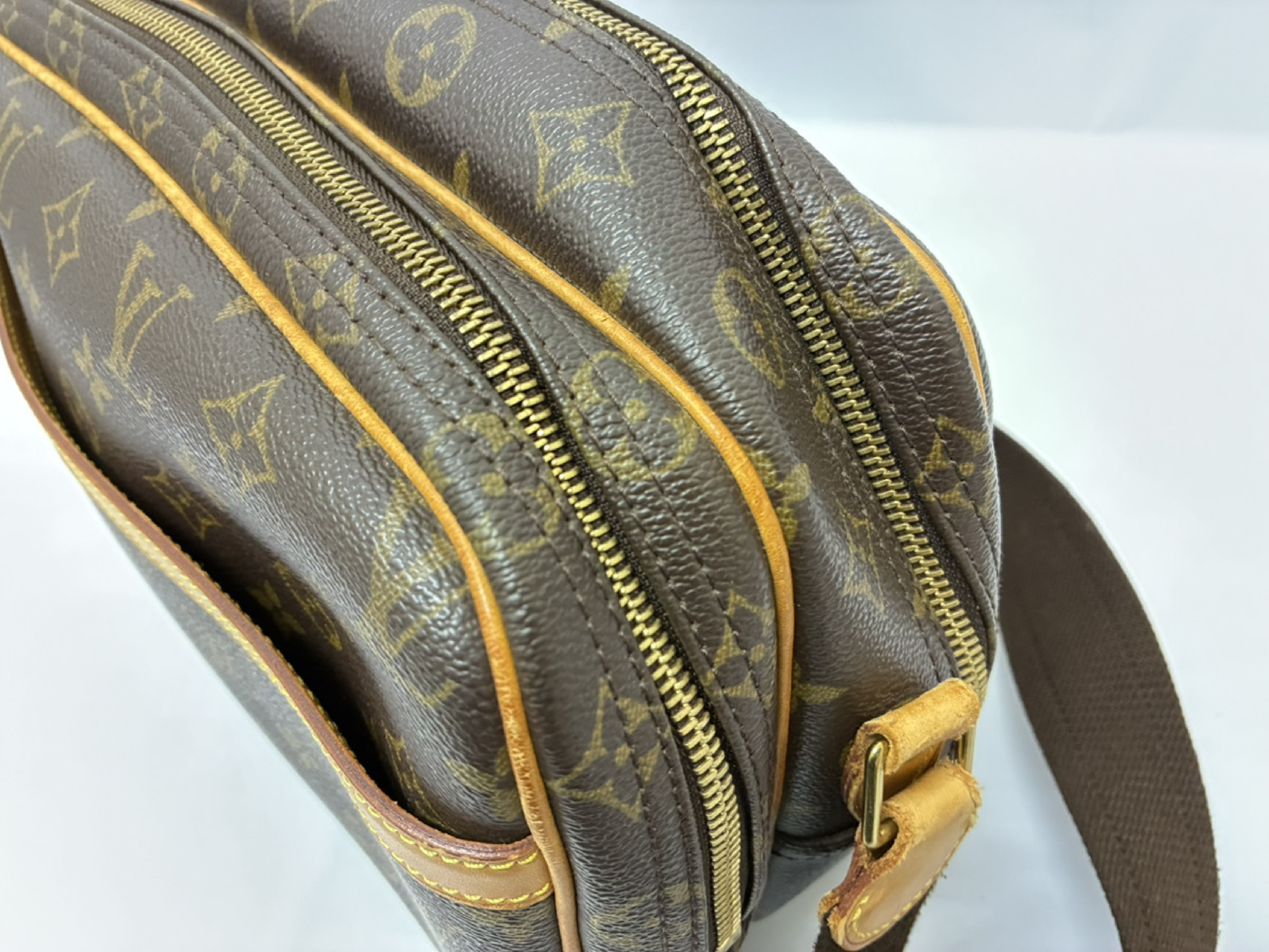 Reporter PM M45254 Shoulder Bag — view 6