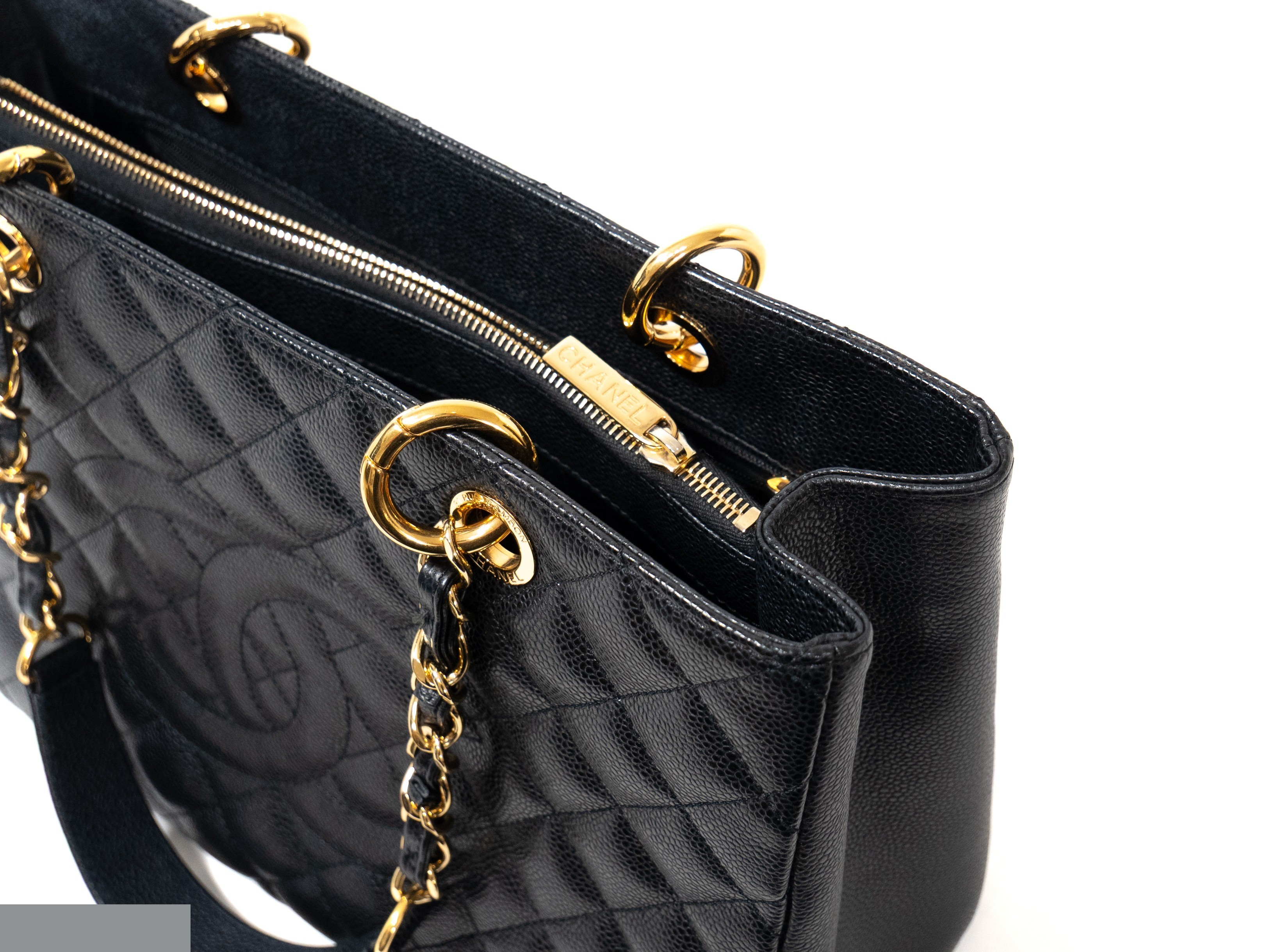 GST Caviar Skin Seal — view 6