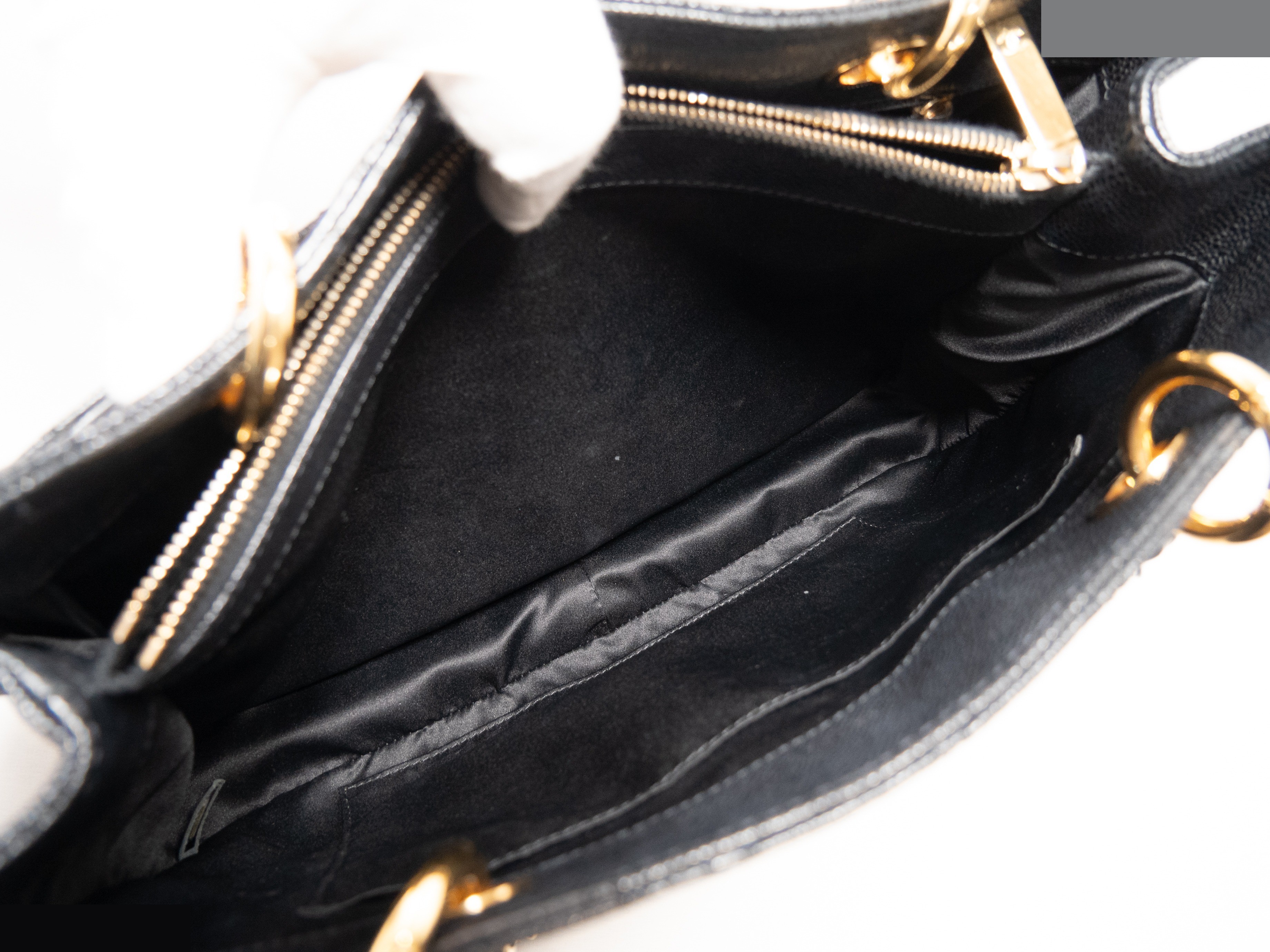 GST Caviar Skin Seal — view 10