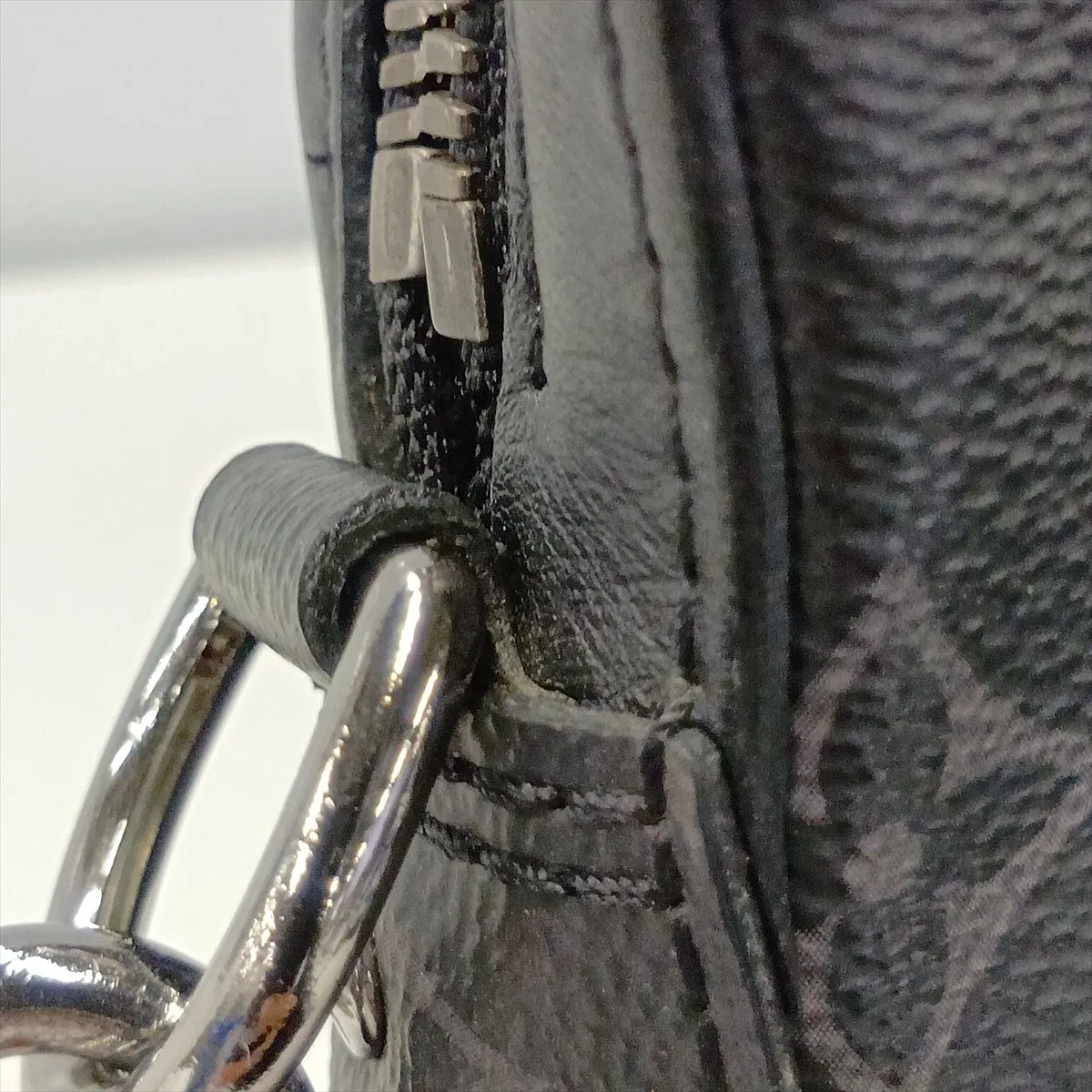 Monogram Eclipse Trio Messenger M69443 Black (RFID detected) — view 10
