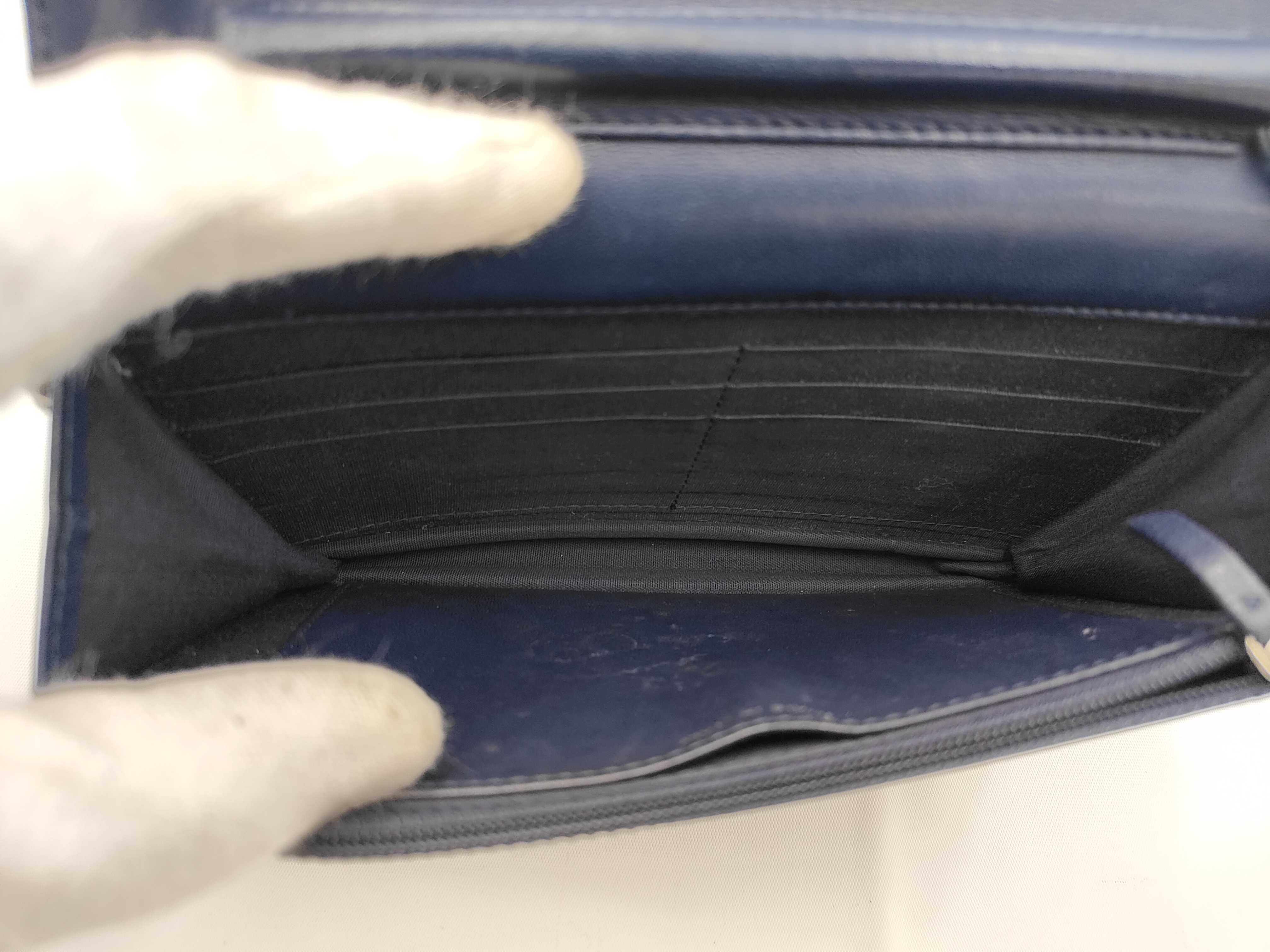 Lambskin Chain Wallet, Serial Number 18, Shoulder Bag — view 9