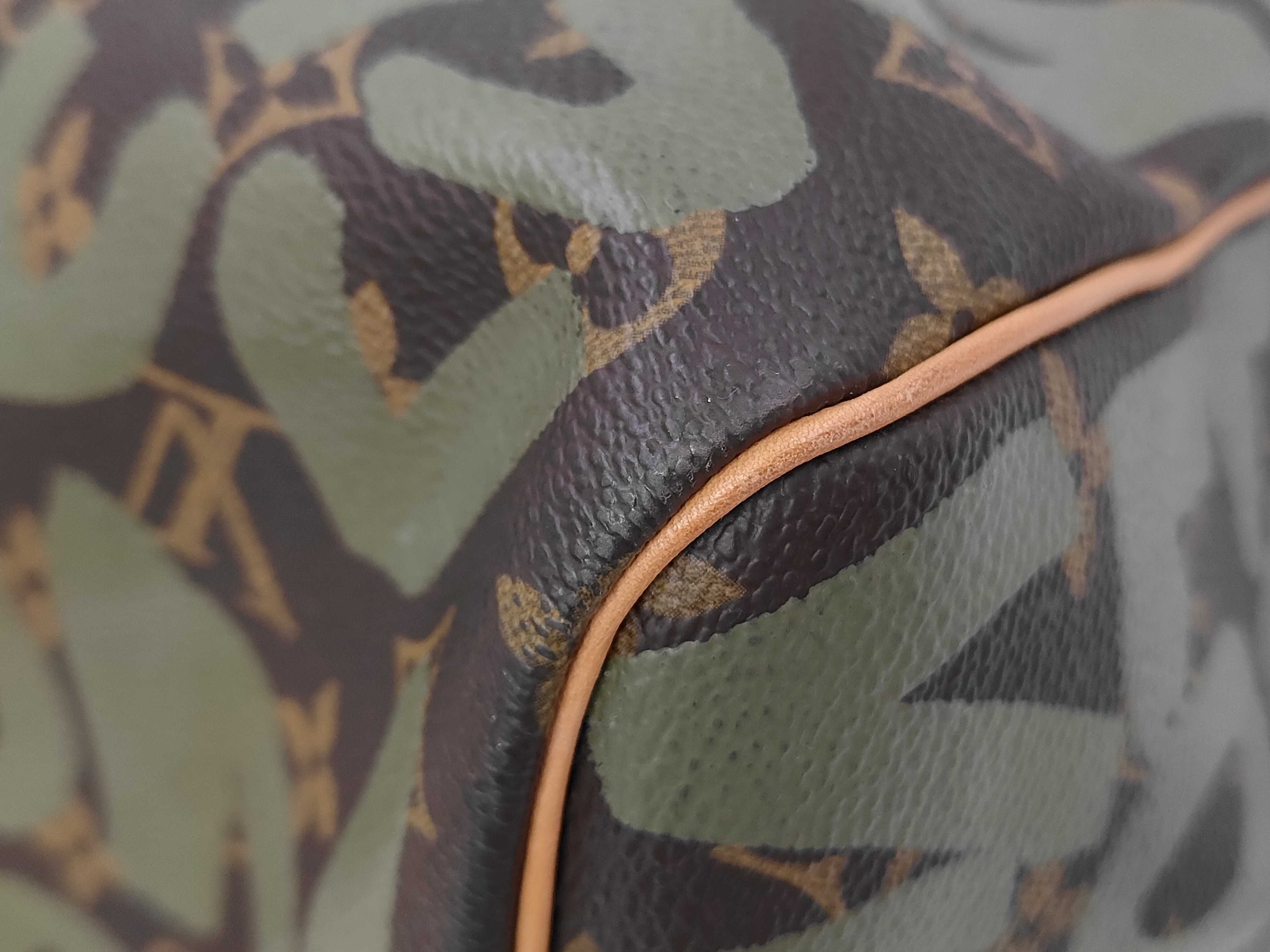 M92196 Monogram Graffiti Keepall 50 Khaki Boston Bag — view 4