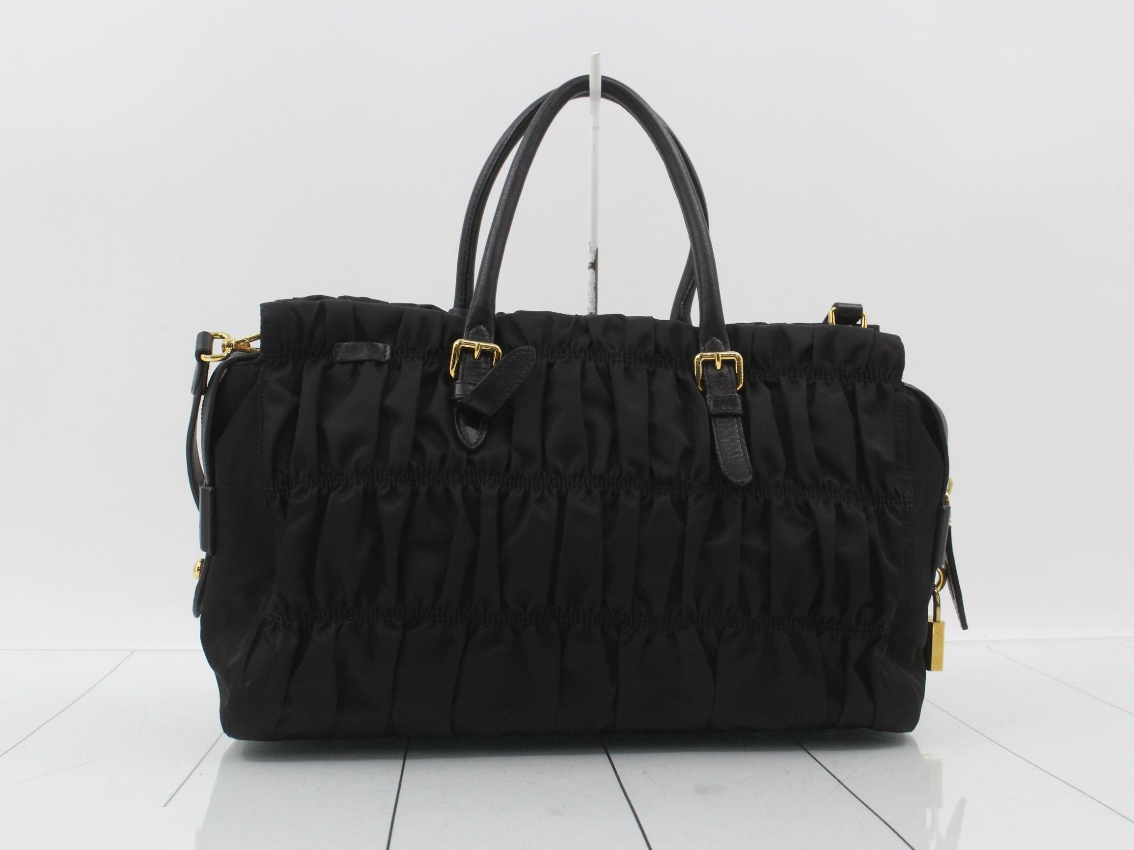 Gathered tote bag, 2-way bag, with shoulder strap. — view 2