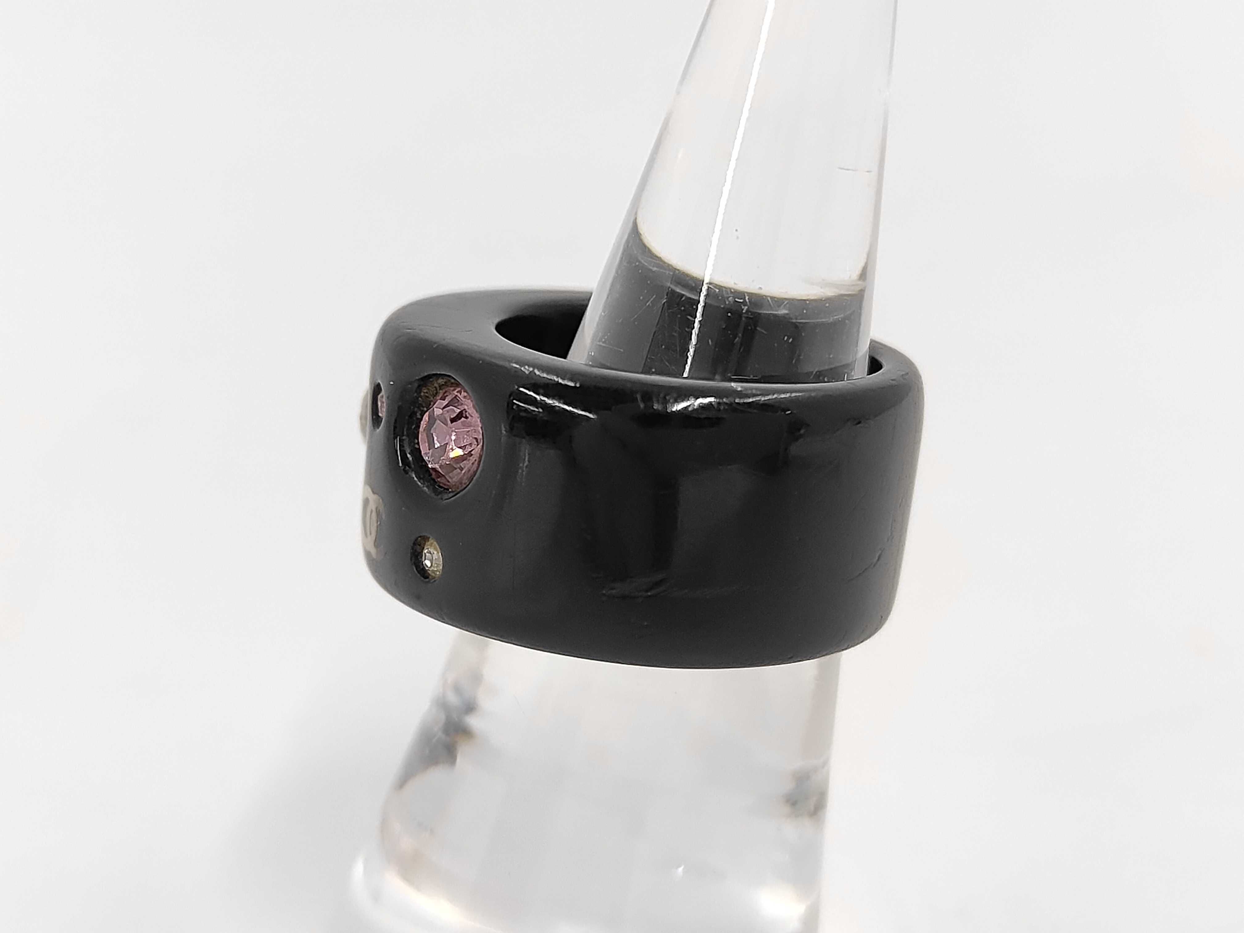 logo ring — view 2