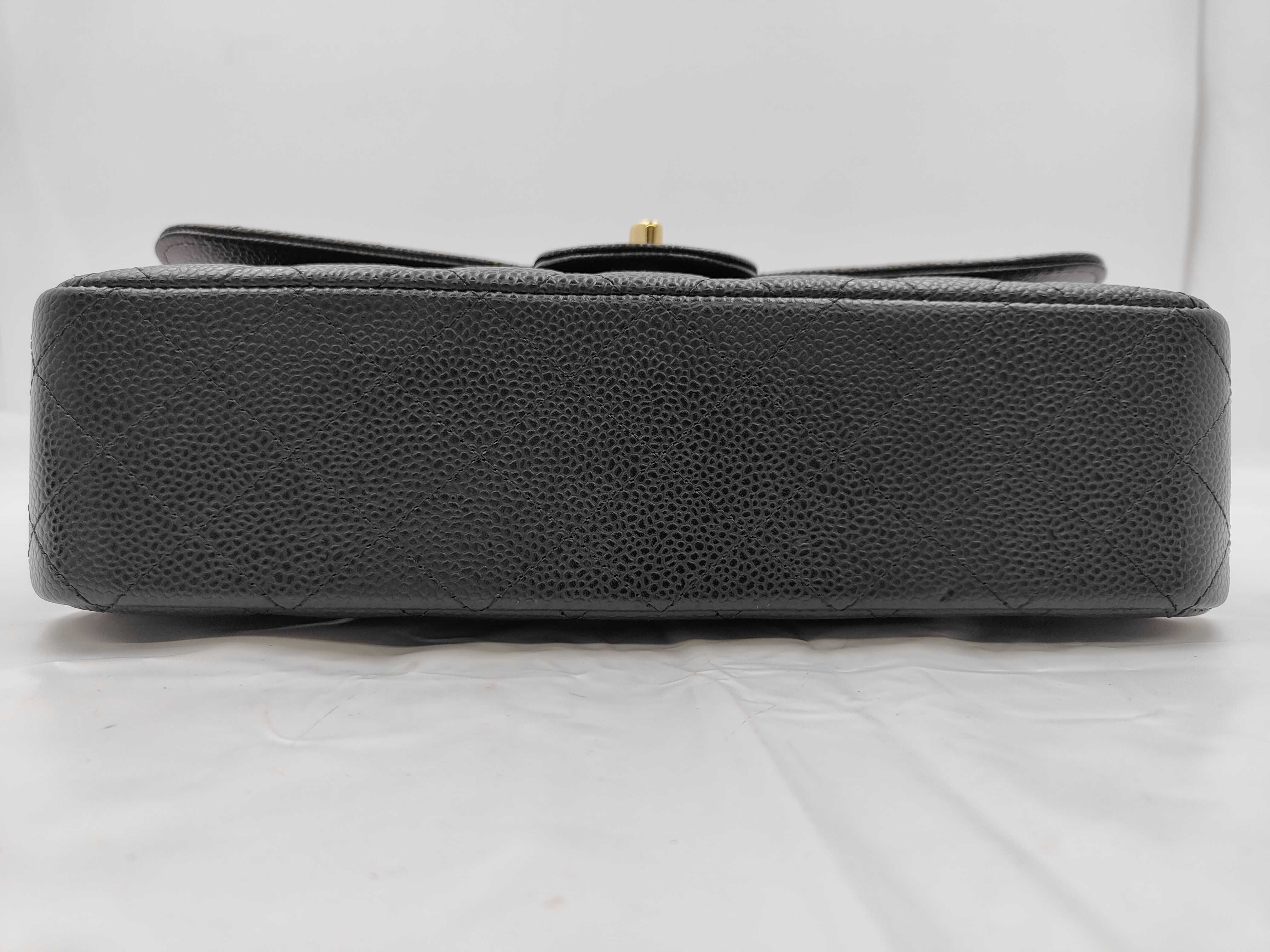 Double Flap 25cm Chain Shoulder Bag, Caviar Leather, Black, Gold Hardware, Card Holder, 26927223 — view 8