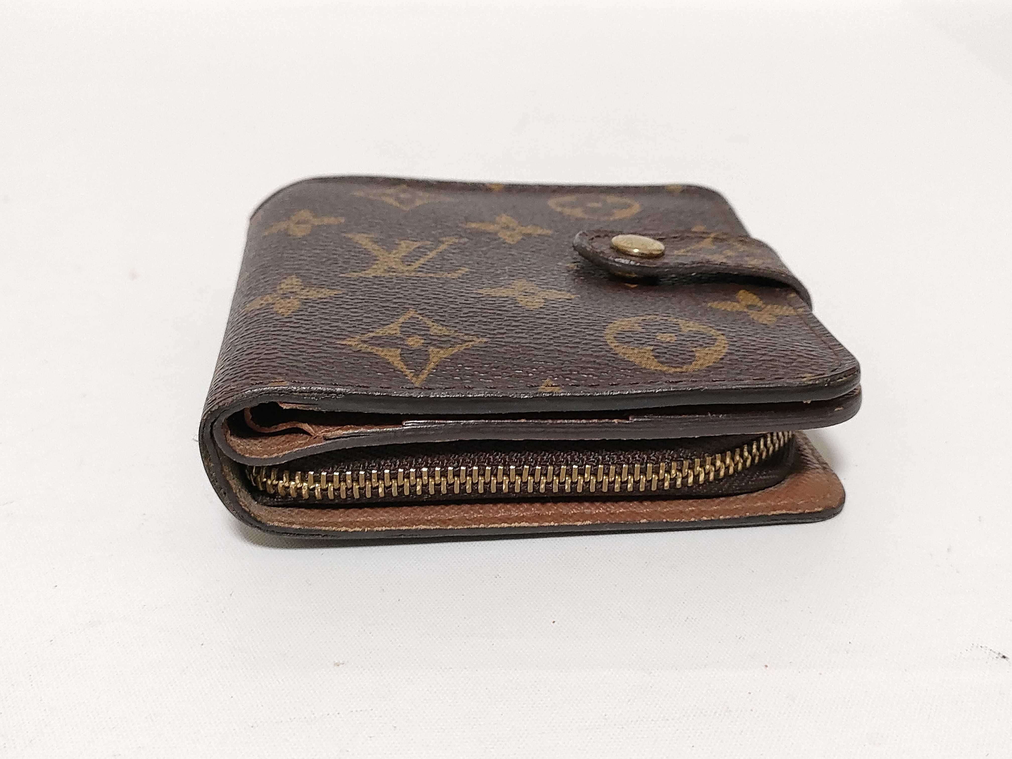 Monogram Louis Vuitton Monogram / Compact Zip M61667 CA0043 Folding Wallet PVC Wallet — view 3