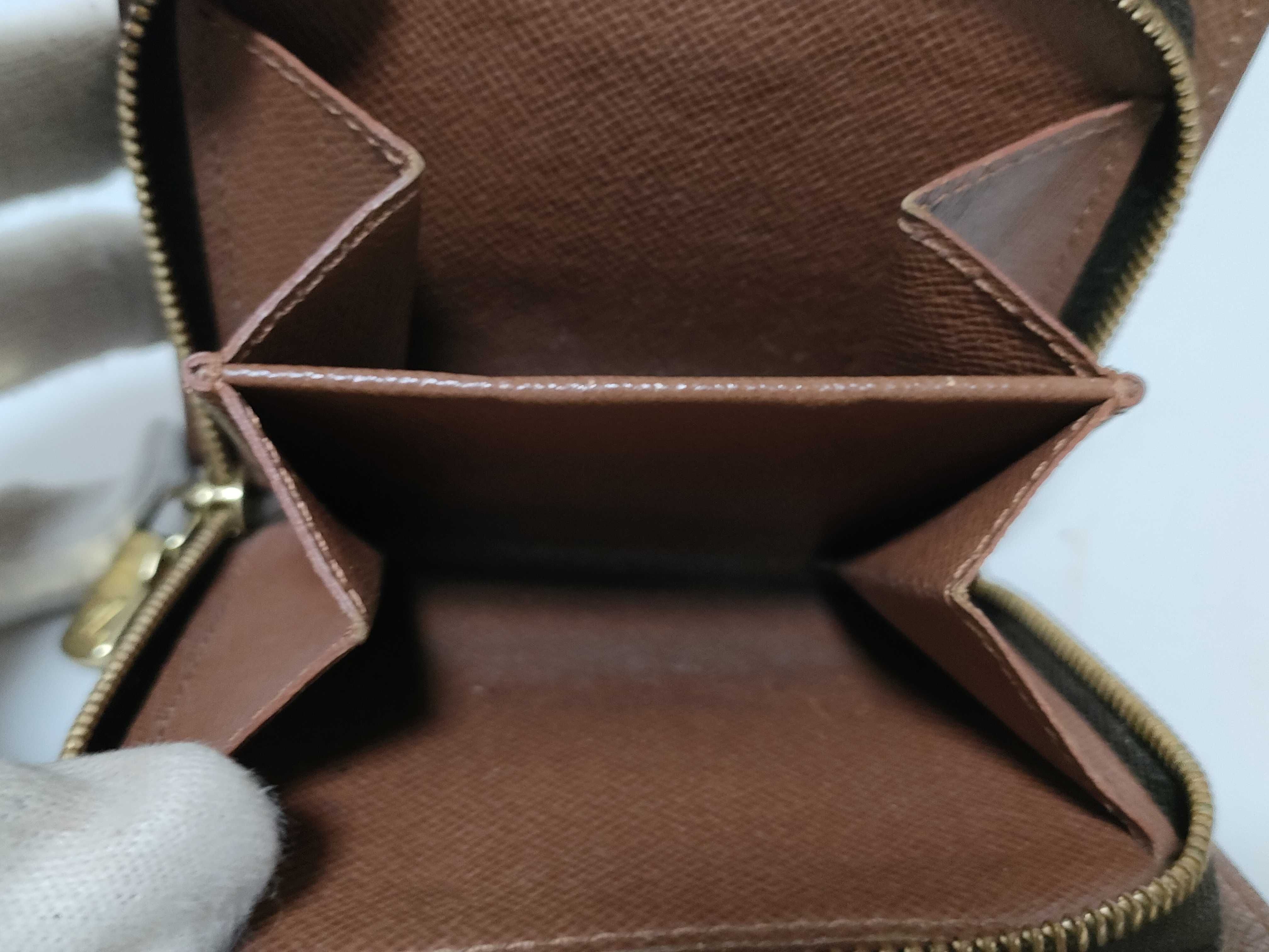 Monogram Louis Vuitton Monogram / Compact Zip M61667 CA0043 Folding Wallet PVC Wallet — view 9