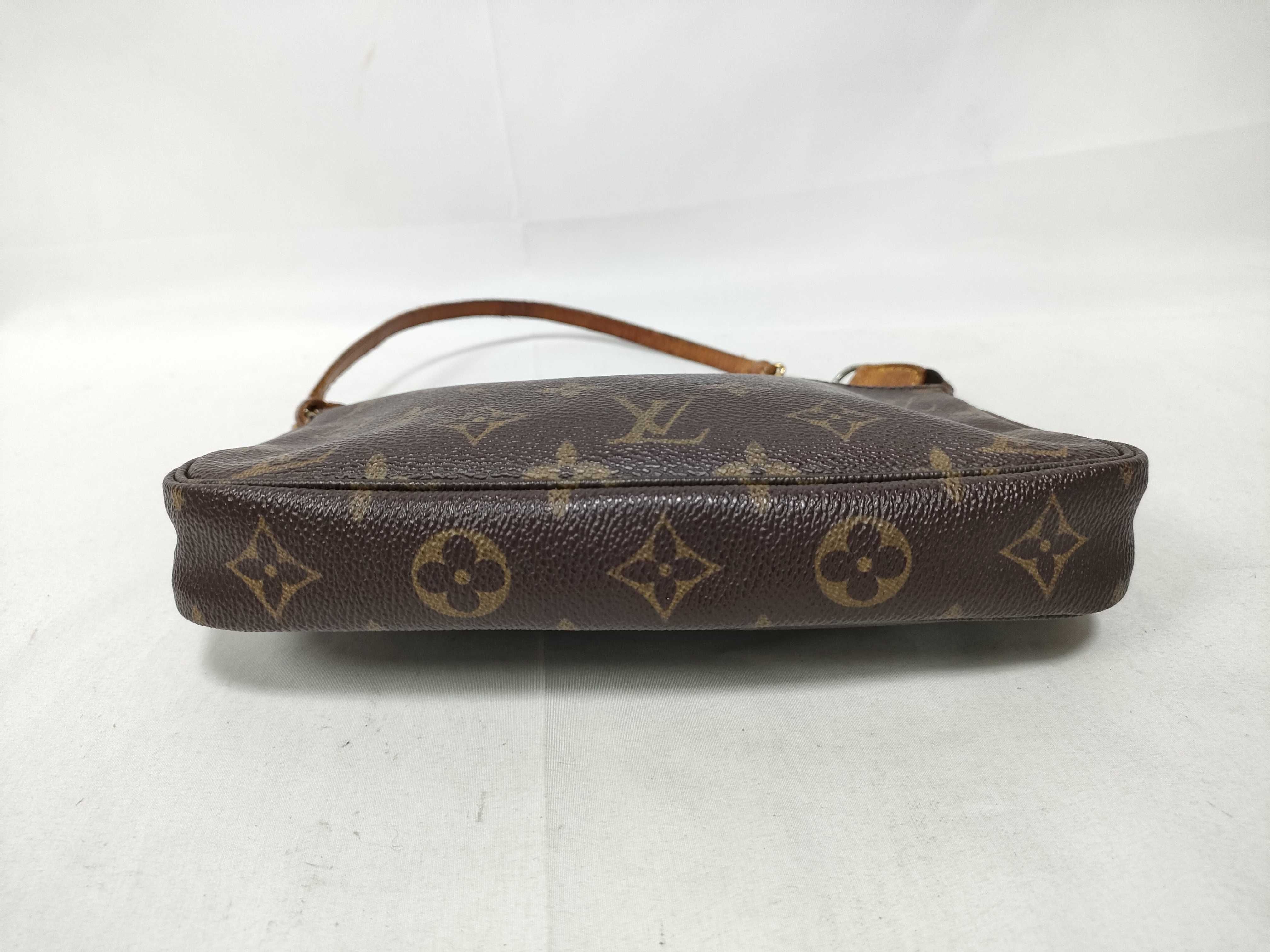 Monogram Louis Vuitton Monogram Pochette Accessoires Accessory Pouch Handbag M51980 Pouch — view 3