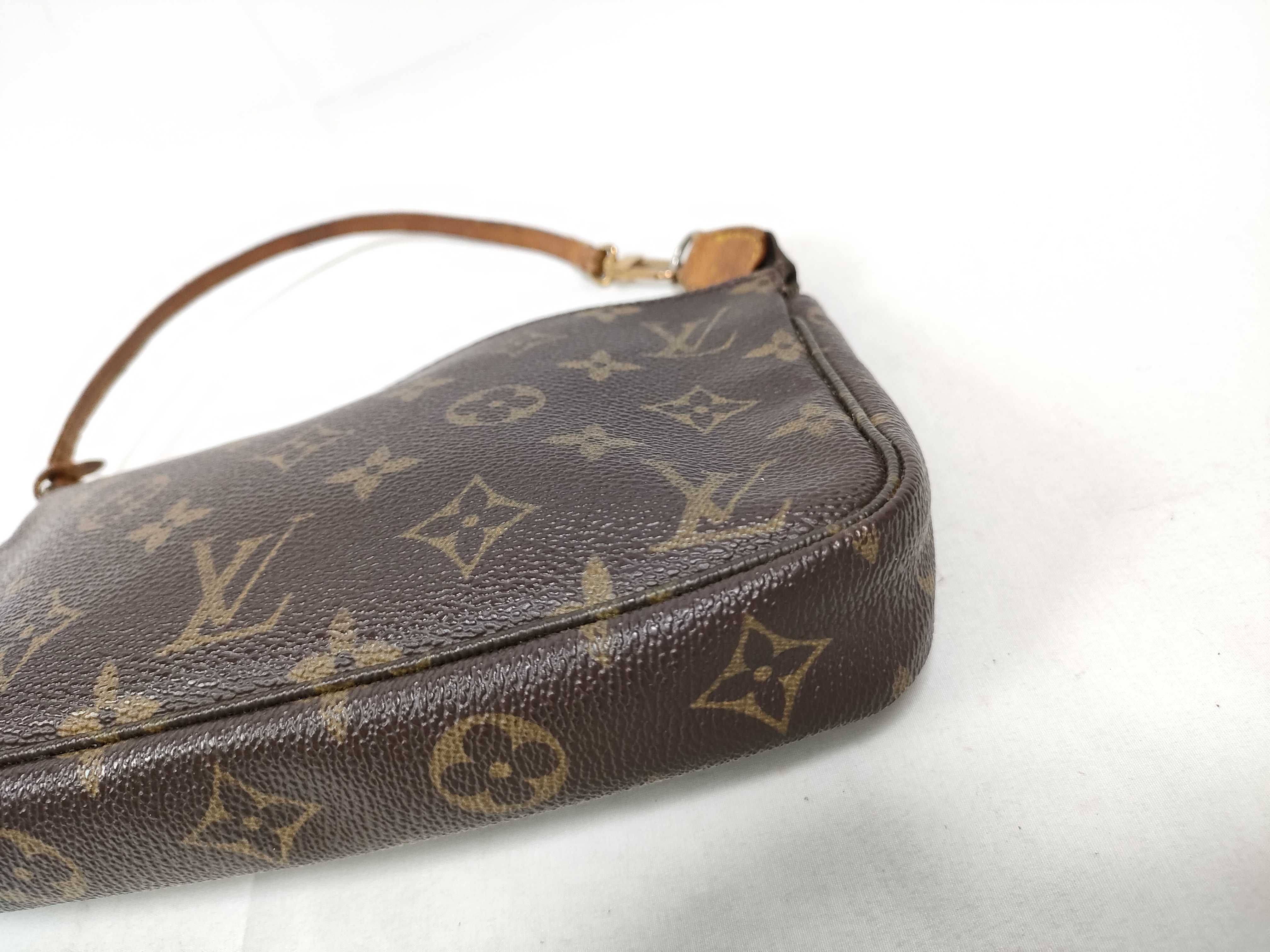 Monogram Louis Vuitton Monogram Pochette Accessoires Accessory Pouch Handbag M51980 Pouch — view 4