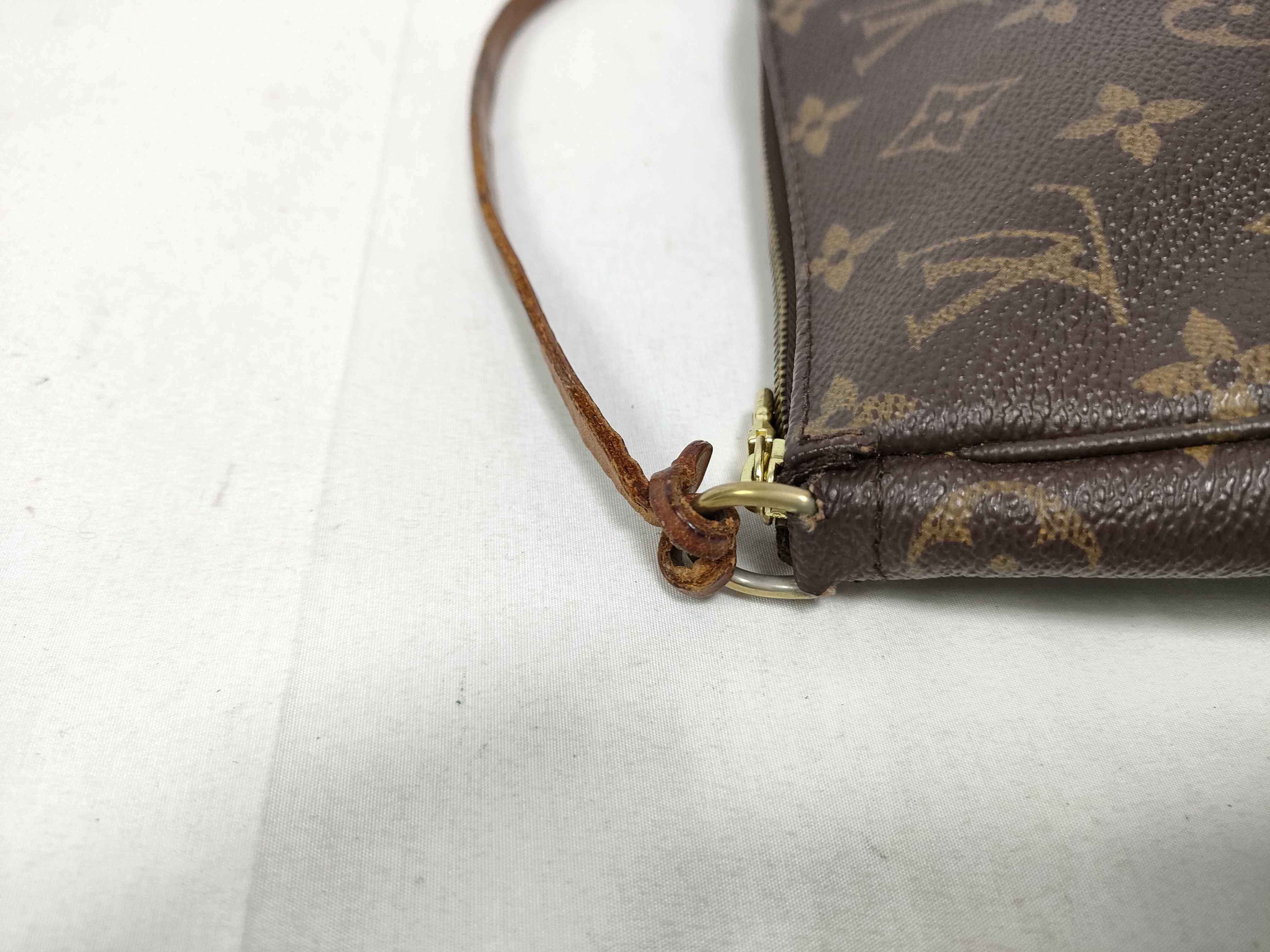 Monogram Louis Vuitton Monogram Pochette Accessoires Accessory Pouch Handbag M51980 Pouch — view 6