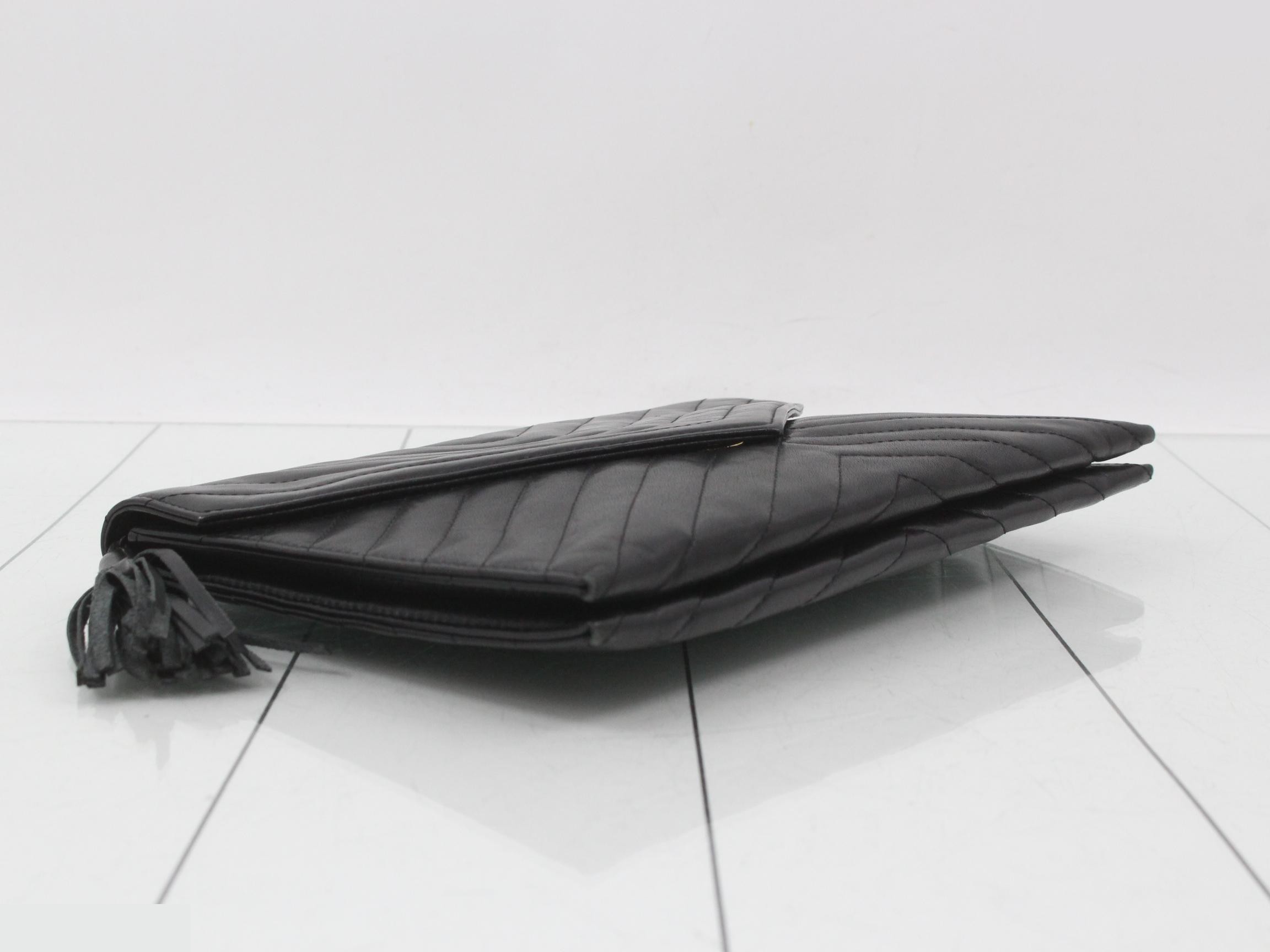 Other lines: Bags & Clutch Bags, Leather with Tassels — view 5