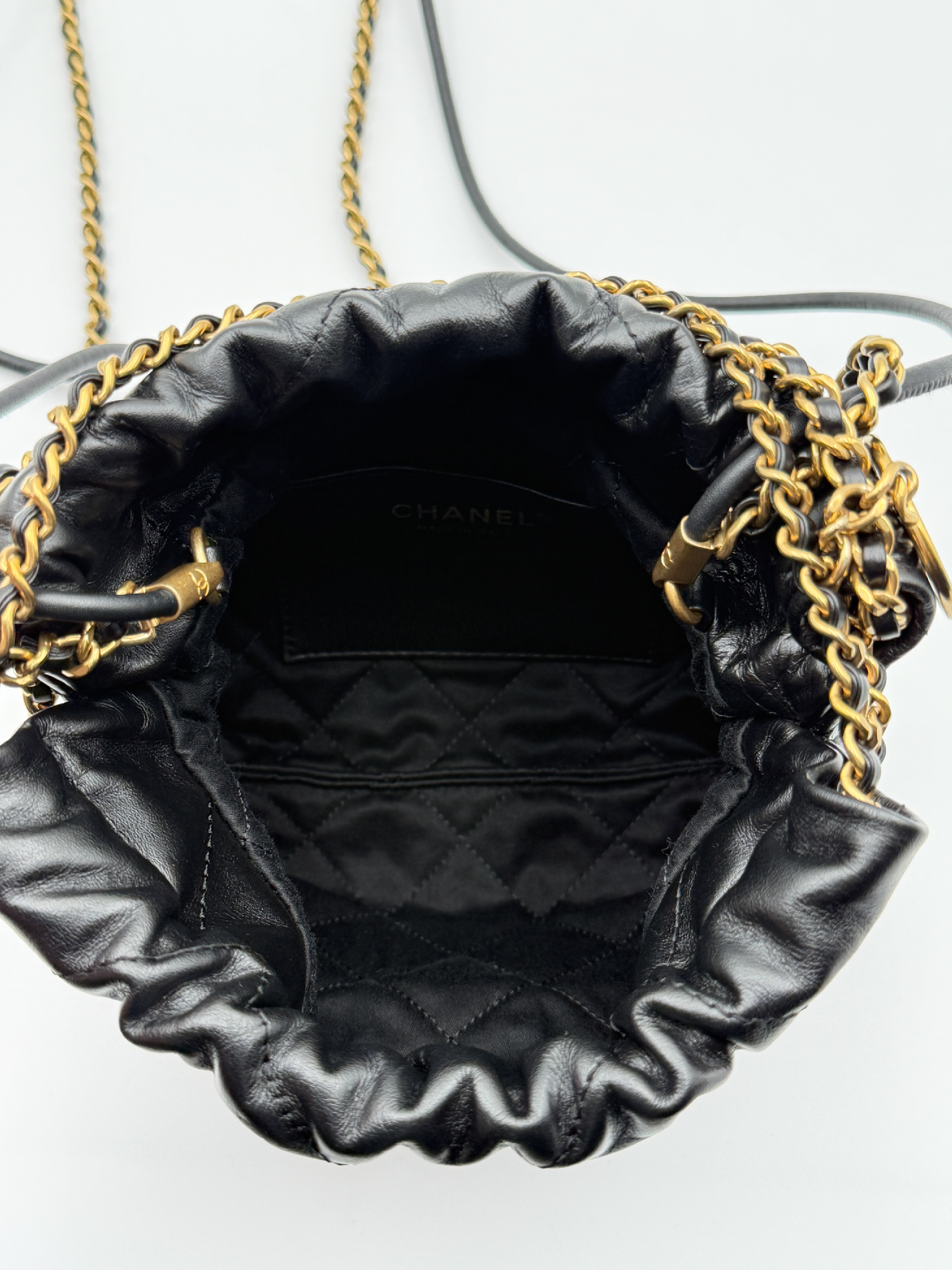 22 Mini Random Black Gold Hardware Shoulder Bag — view 9