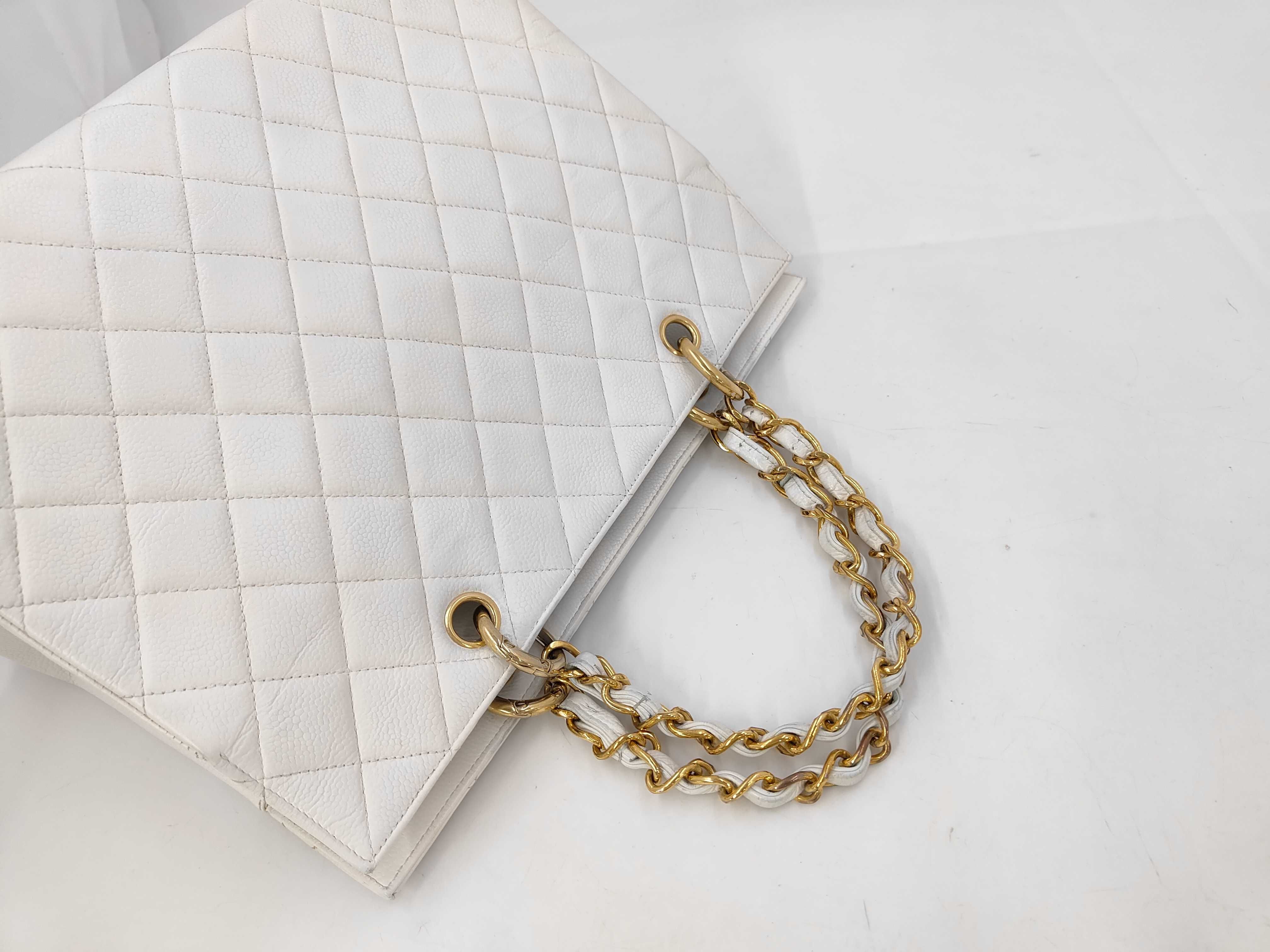 Grained Calfskin White GST 4872750 Bag — view 5