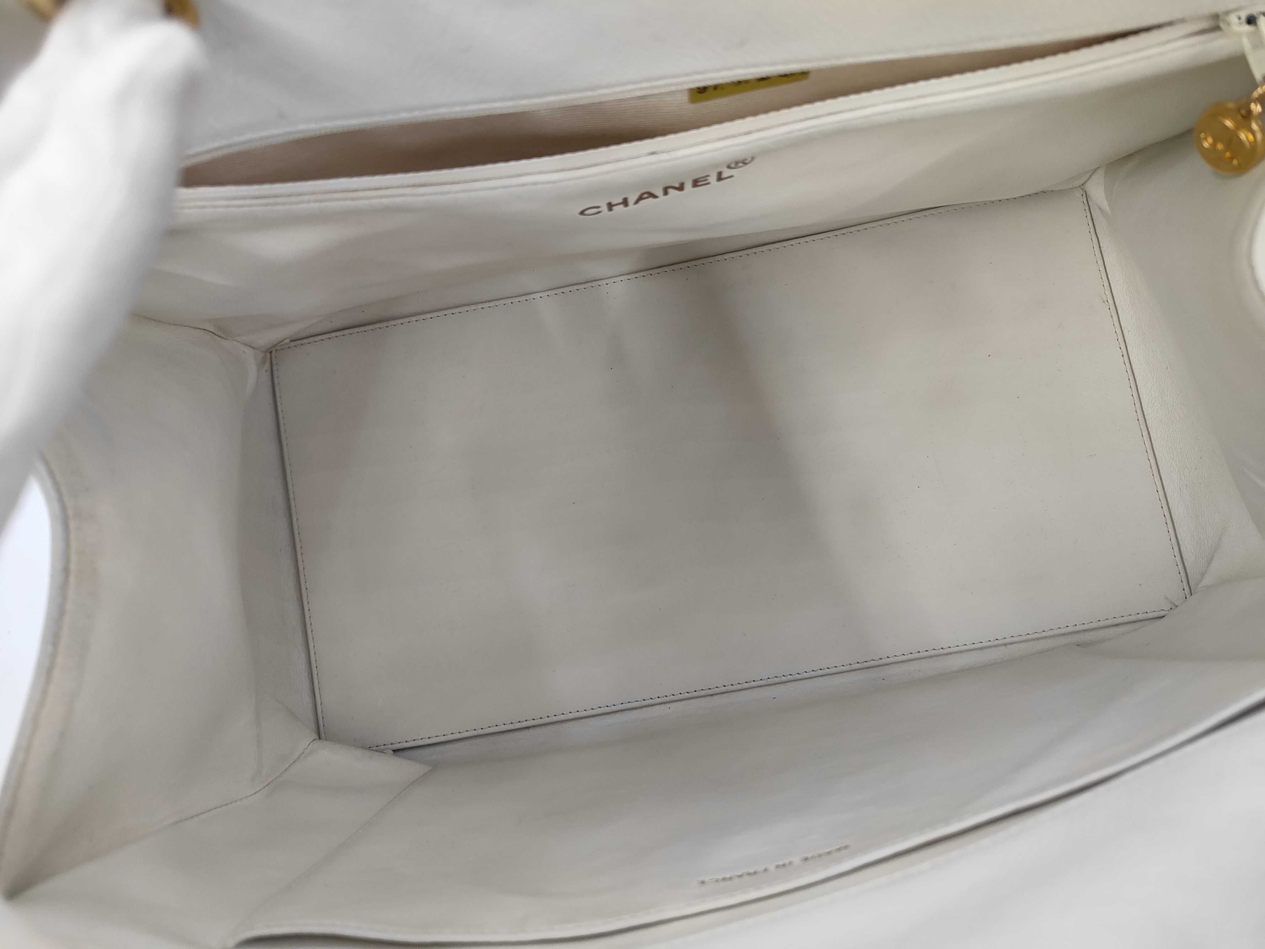 Grained Calfskin White GST 4872750 Bag — view 9