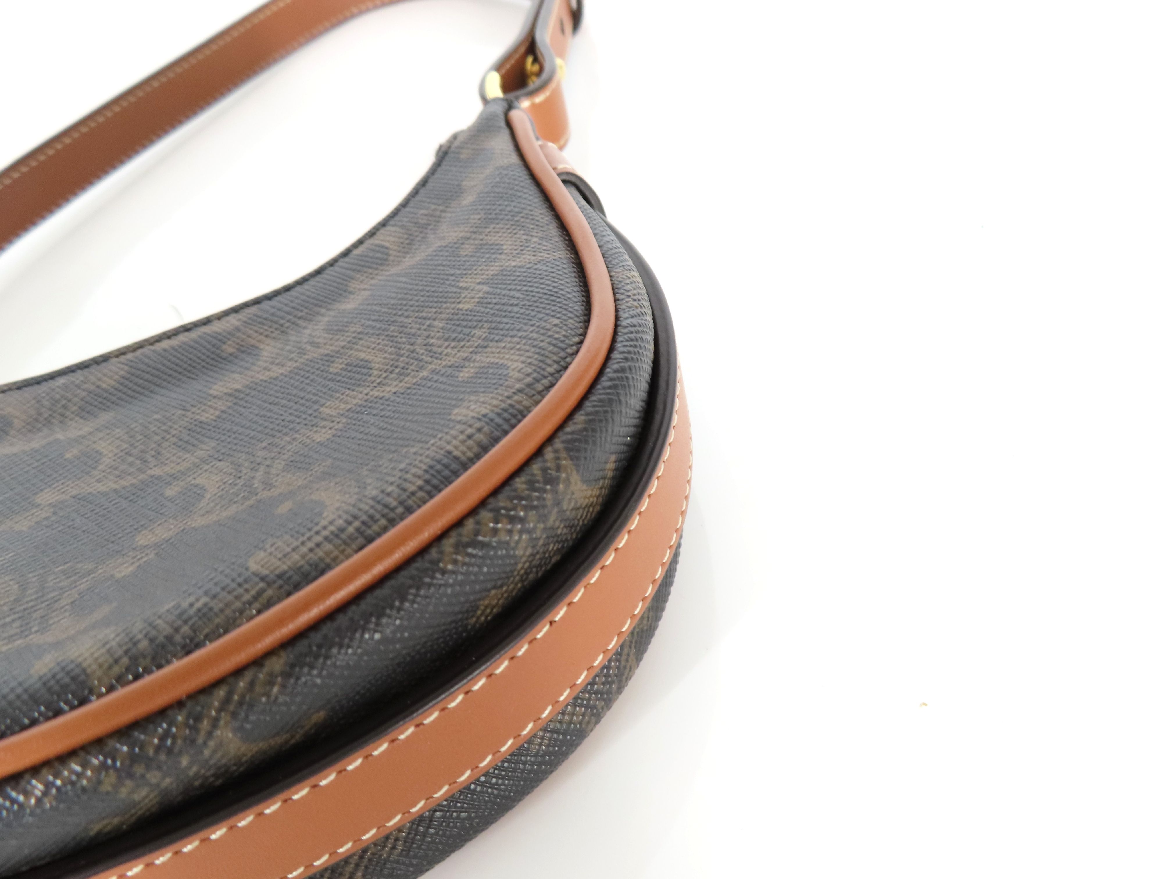 Triomphe Ava Handbag Shoulder Bag — view 6