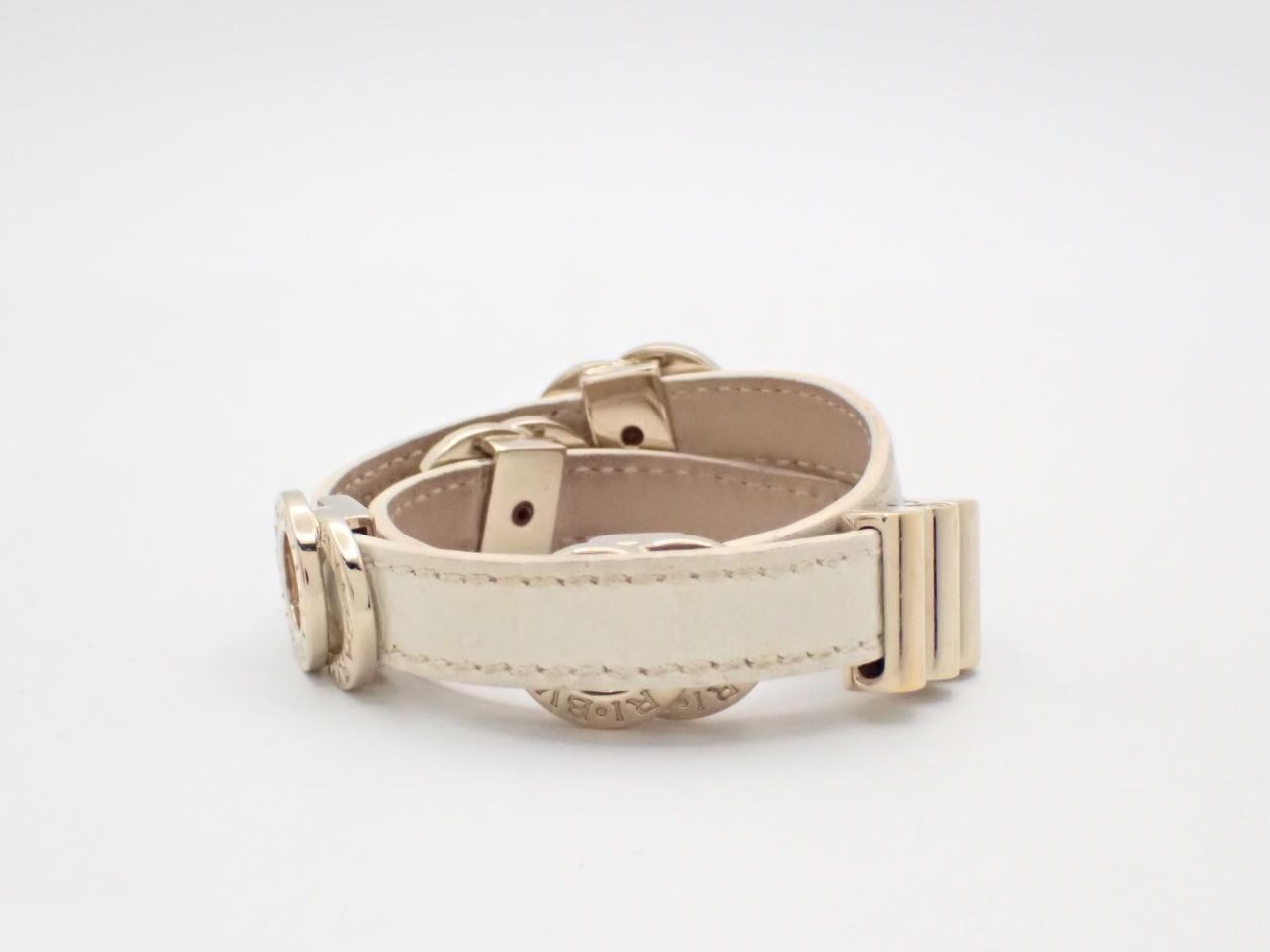 Double coiled bracelet, wrist circumference approximately 16 cm — view 2
