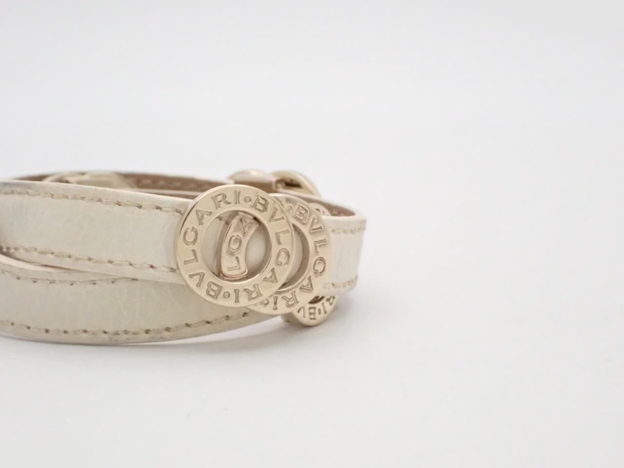 Double coiled bracelet, wrist circumference approximately 16 cm — view 3