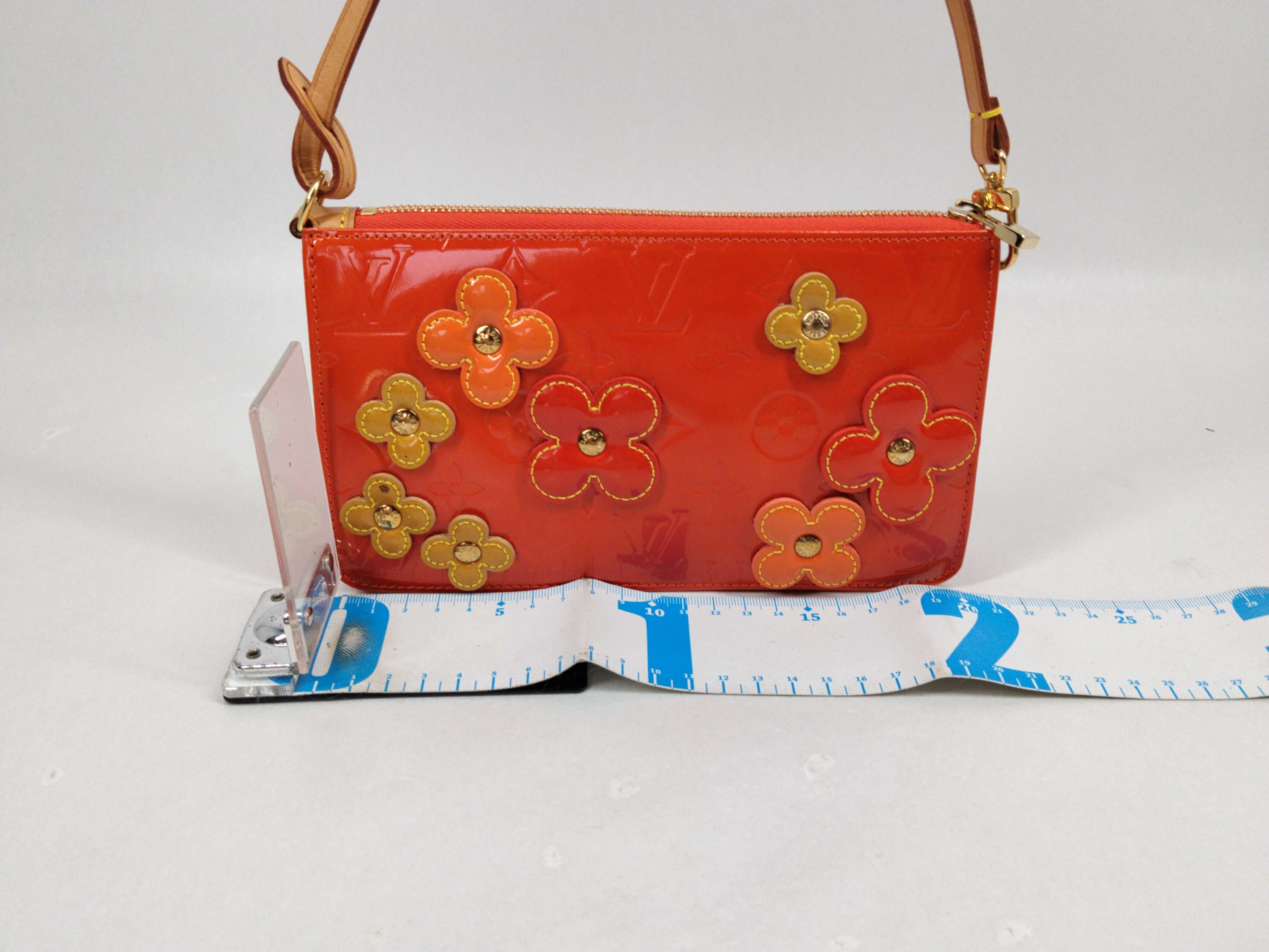 Vernis Lexington Flower Pouch — view 2