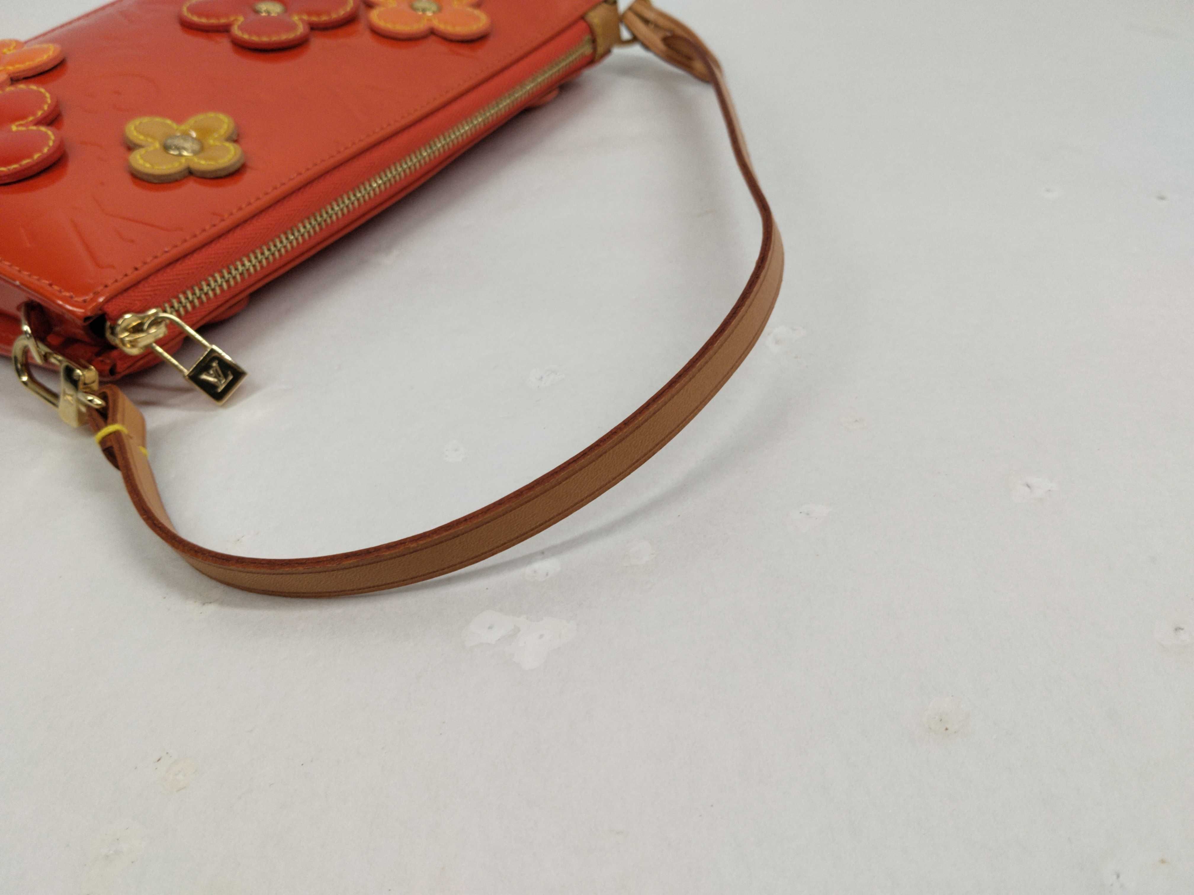 Vernis Lexington Flower Pouch — view 7