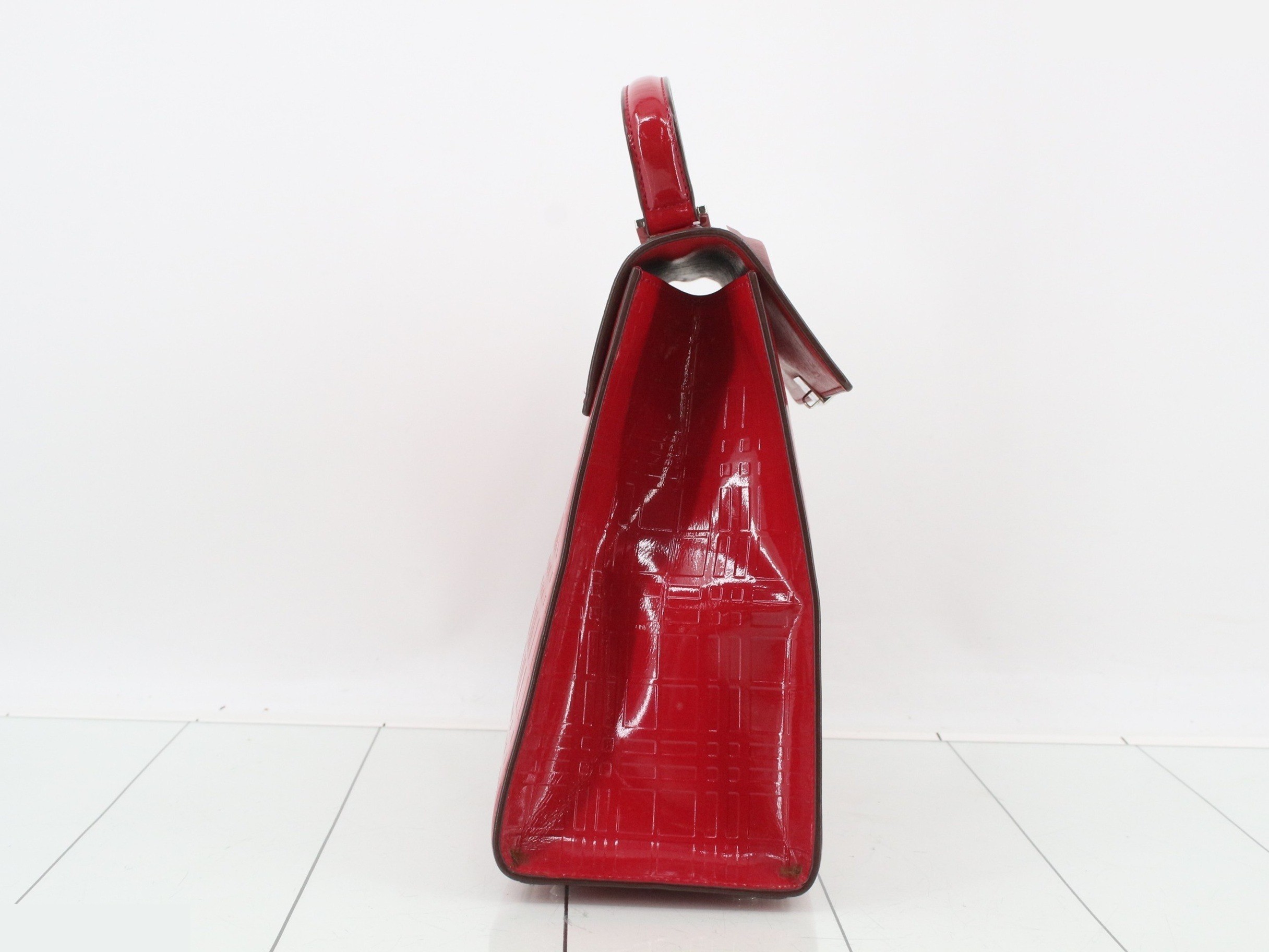 Other lines: Bags & Handbags, Enamel — view 4