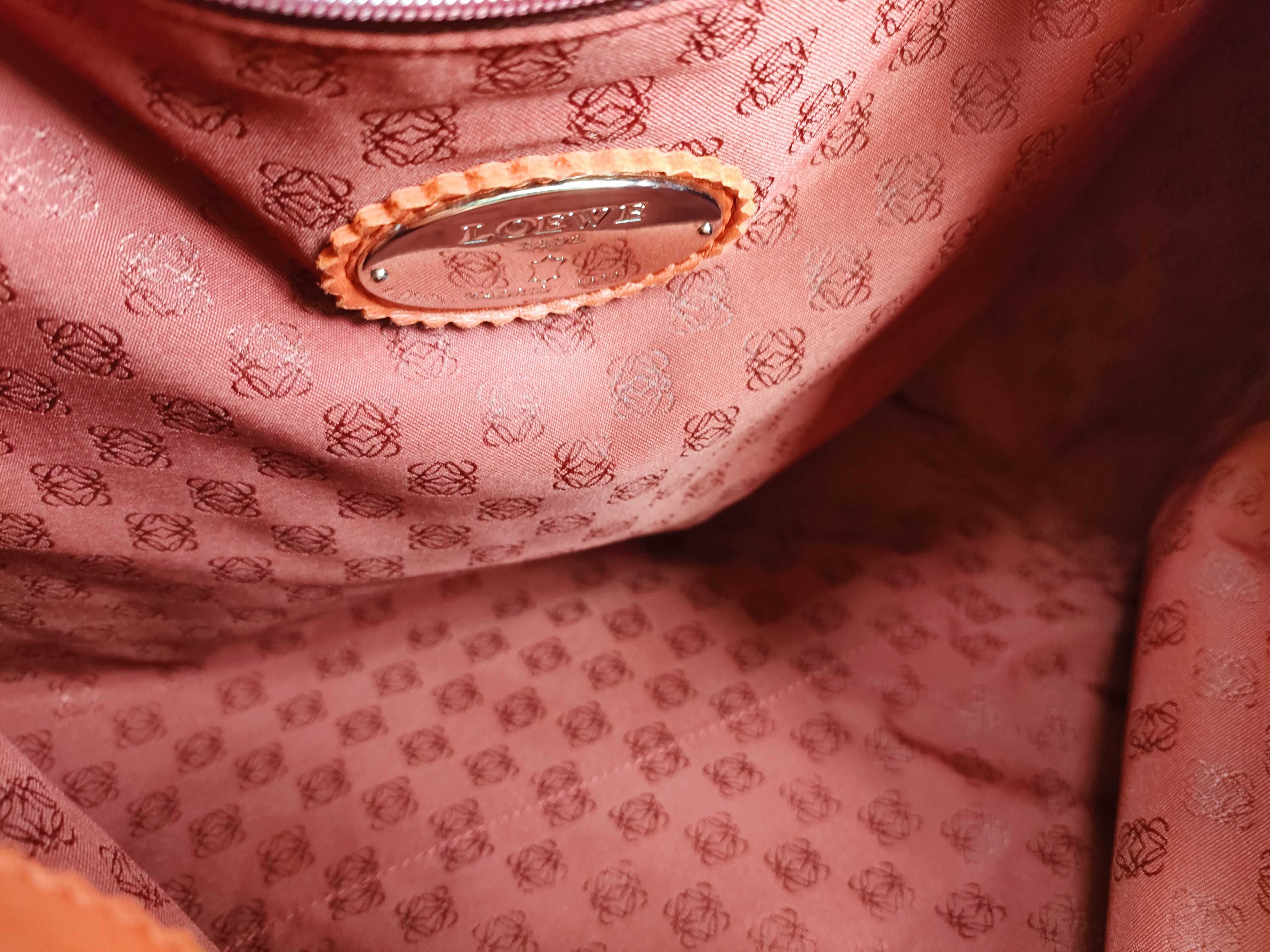 handbag, nappa leather, anagram design, red tones. — view 12