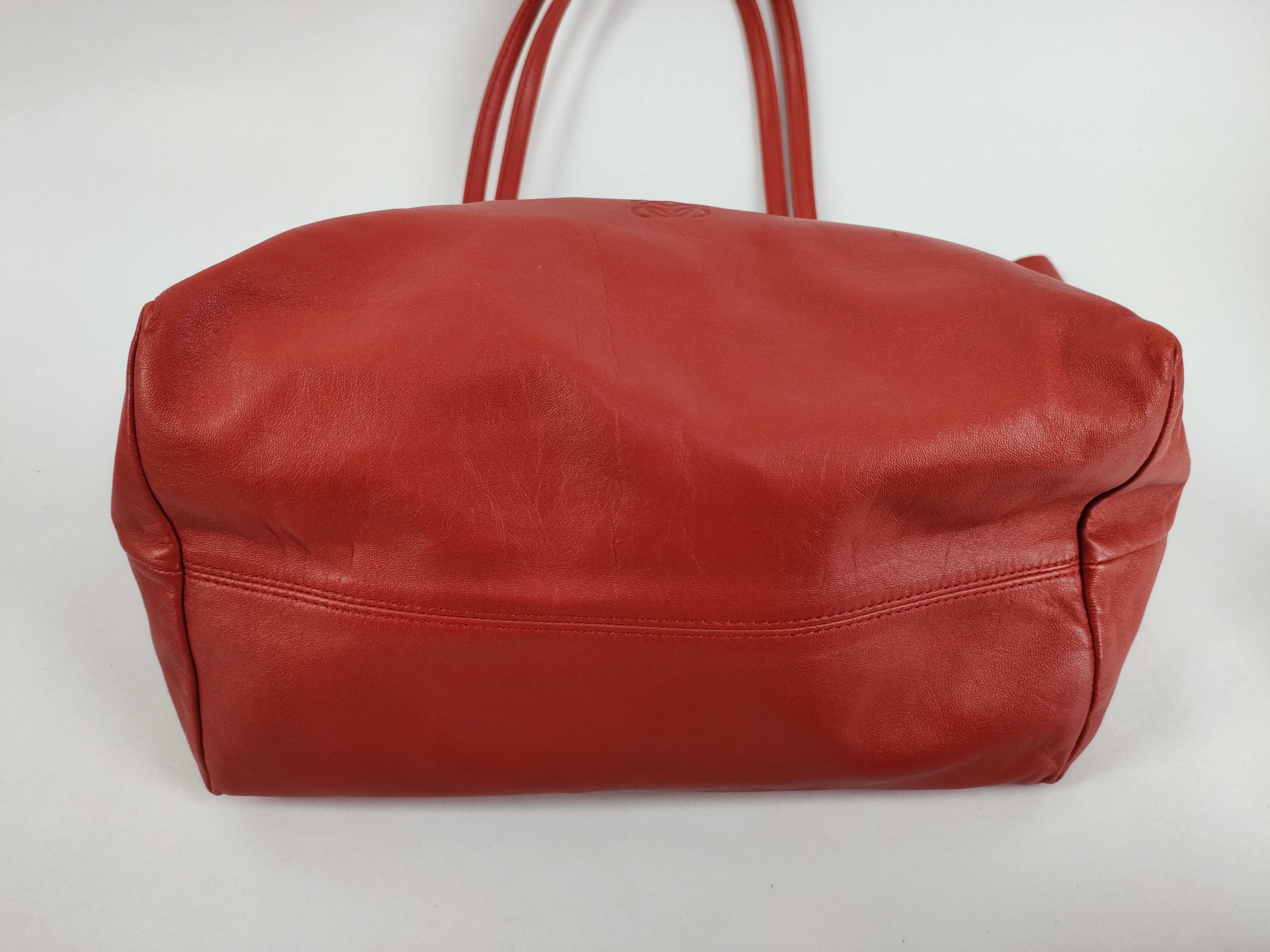 handbag, nappa leather, anagram design, red tones. — view 7