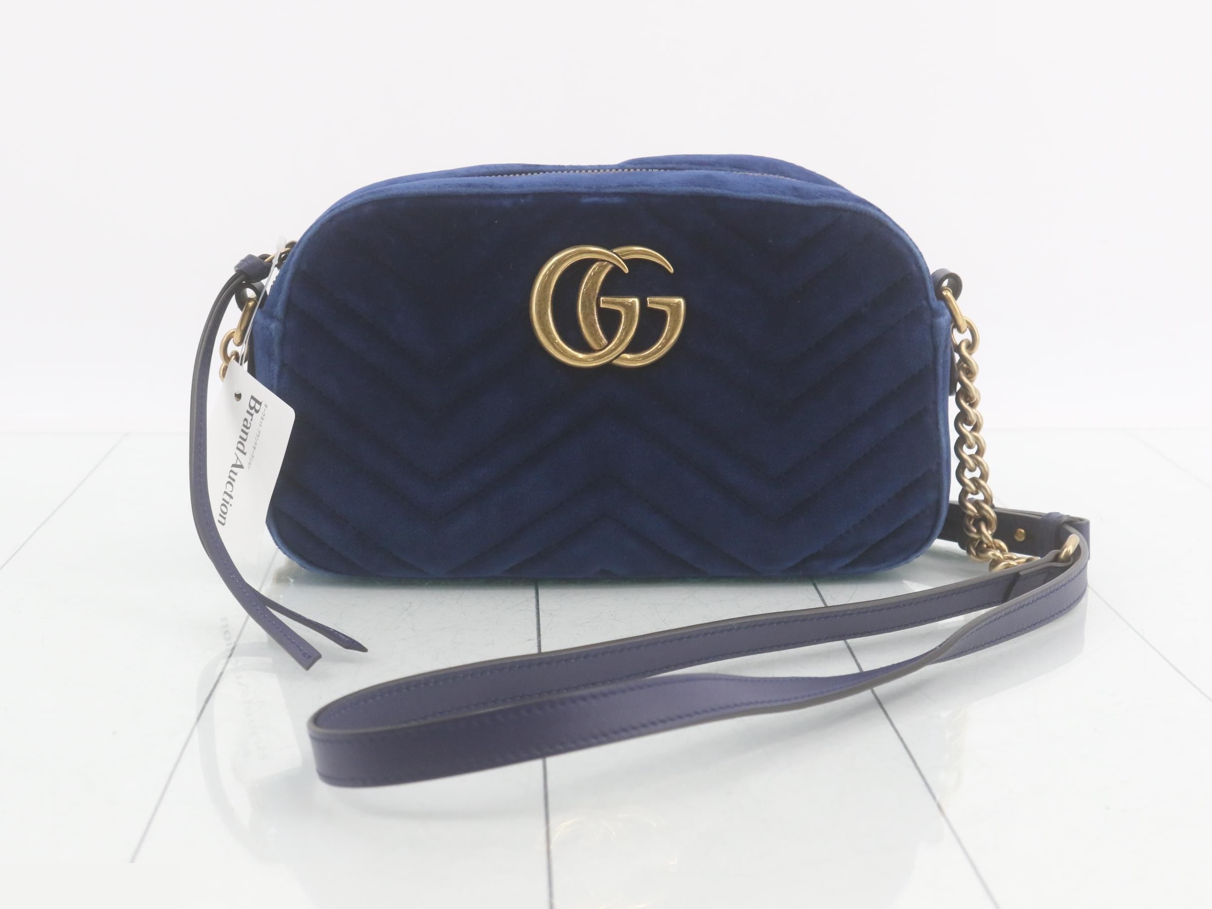 GG Marmont Velvet Shoulder Bag