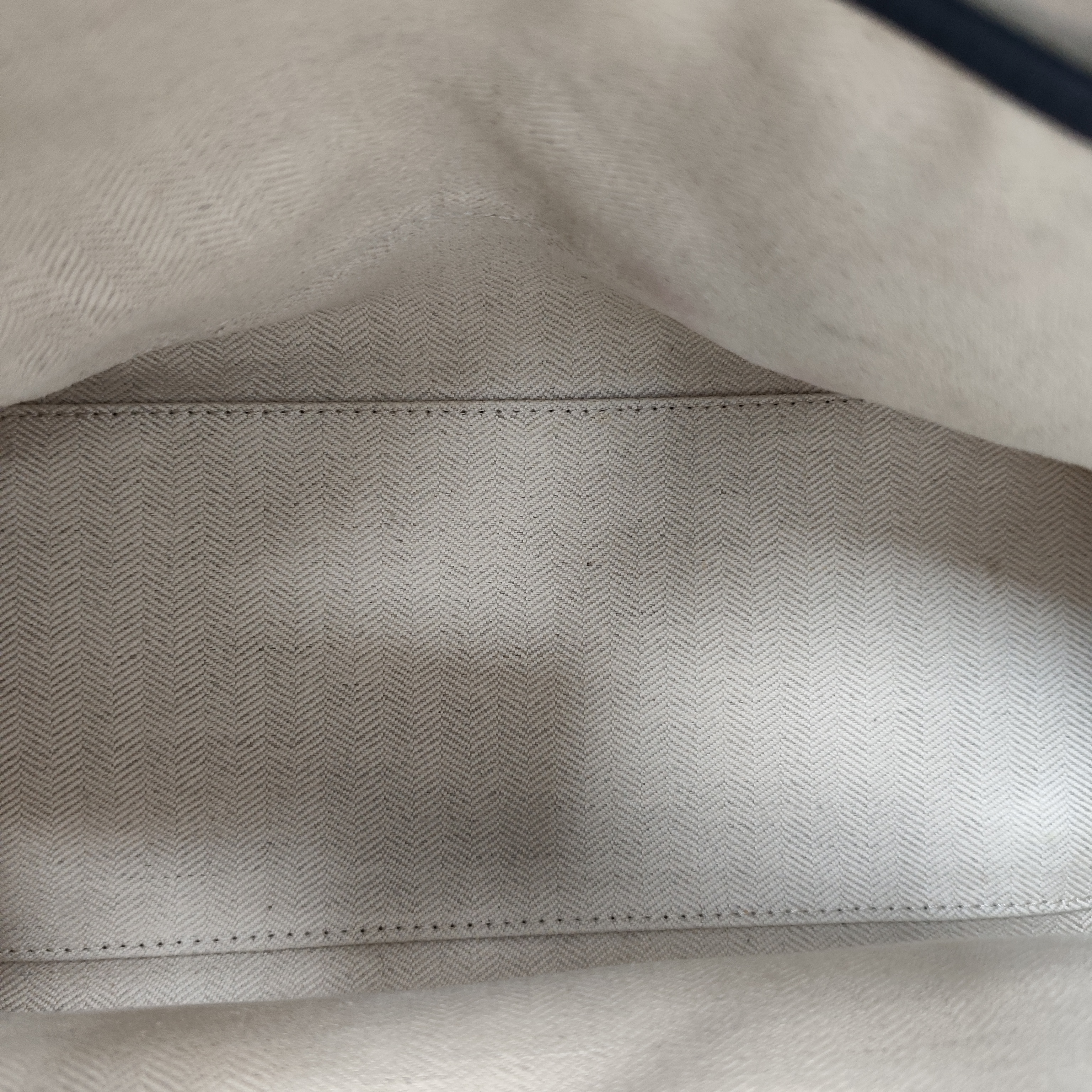【*Shipped from: China*】LOEWE Amazona Leather Shoulder Bag — view 7