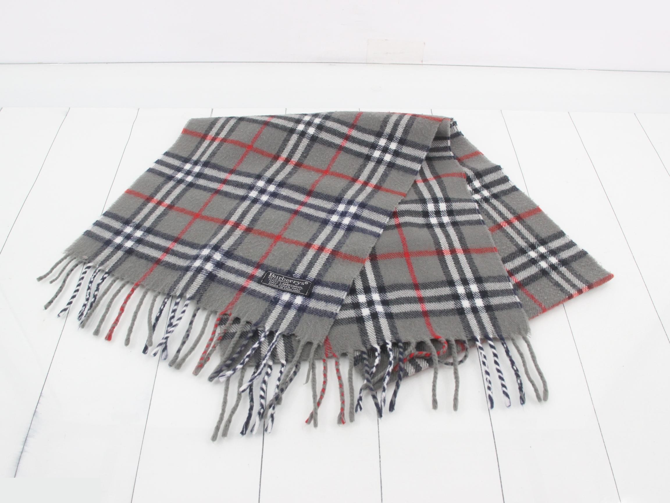 Other lines: Small items, accessories, and scarves — view 2