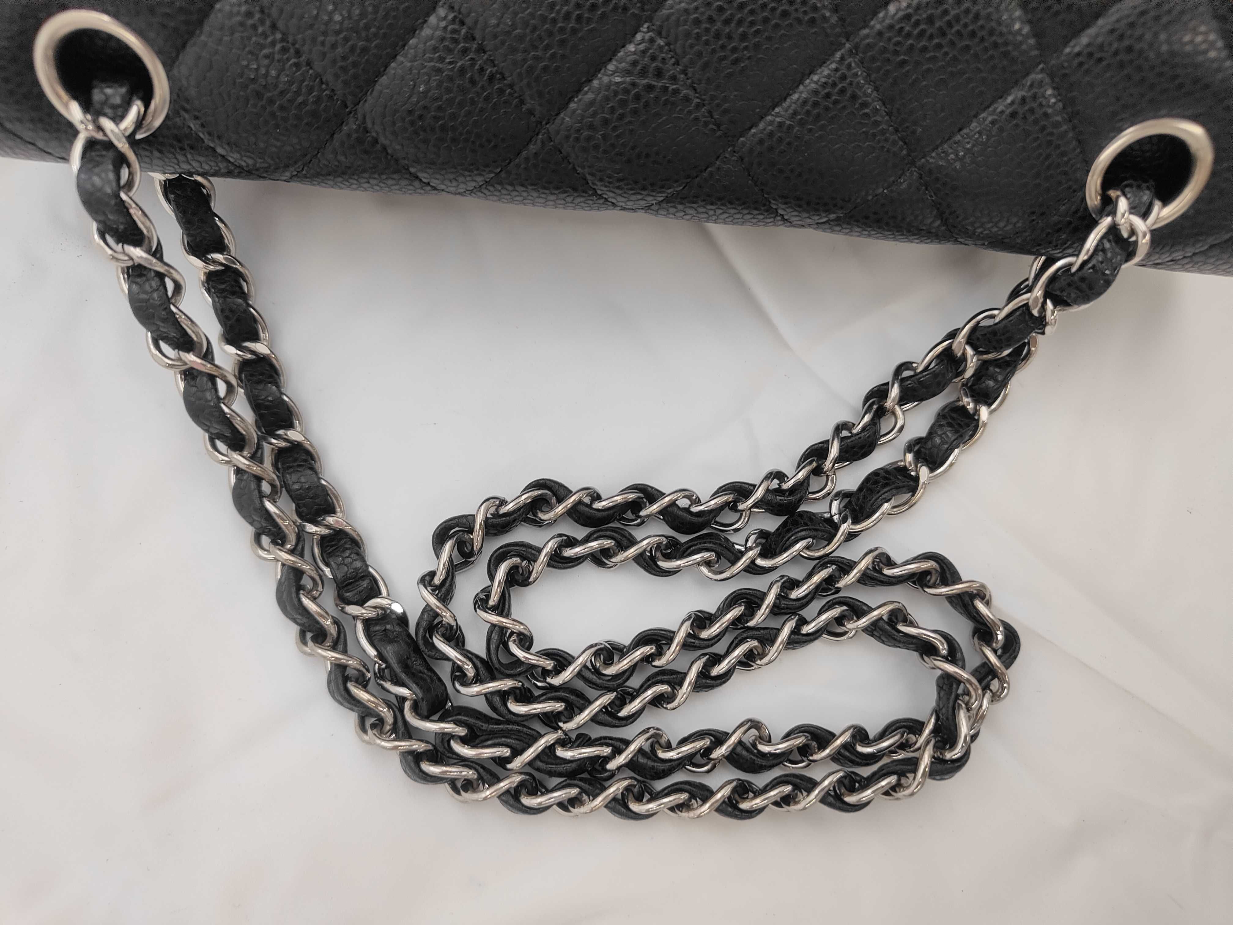 Matelassé 25 Double Flap Caviar Black Chain Shoulder Bag — view 3