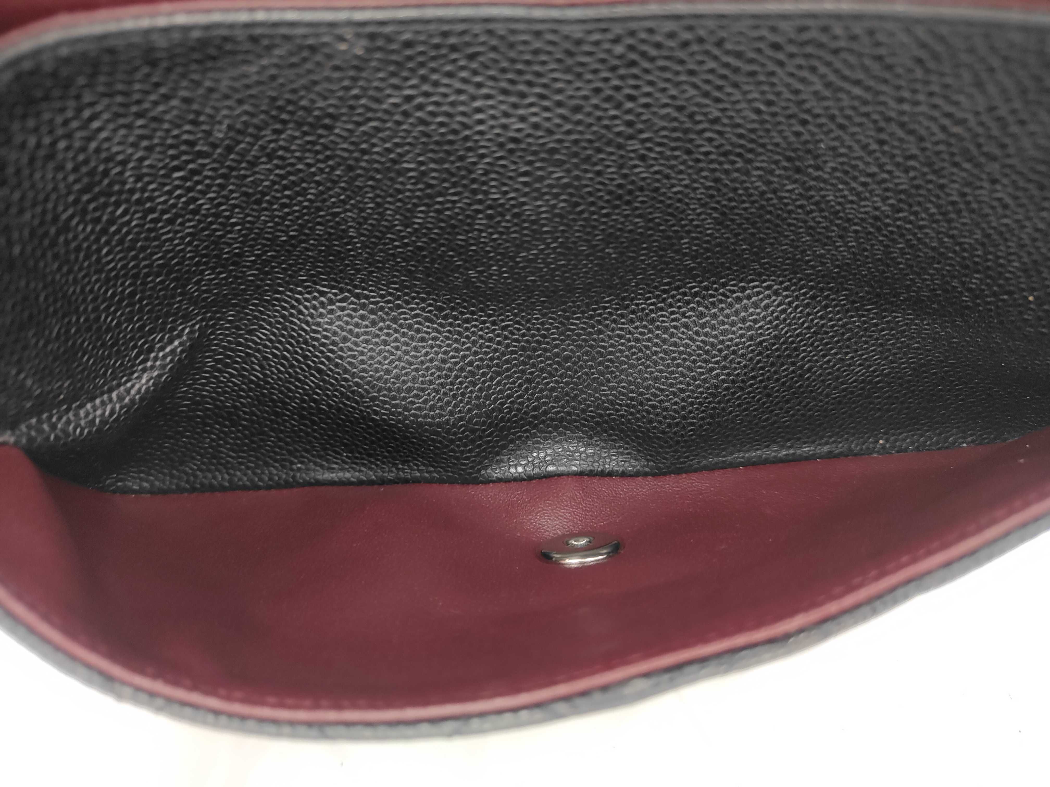 Matelassé 25 Double Flap Caviar Black Chain Shoulder Bag — view 9