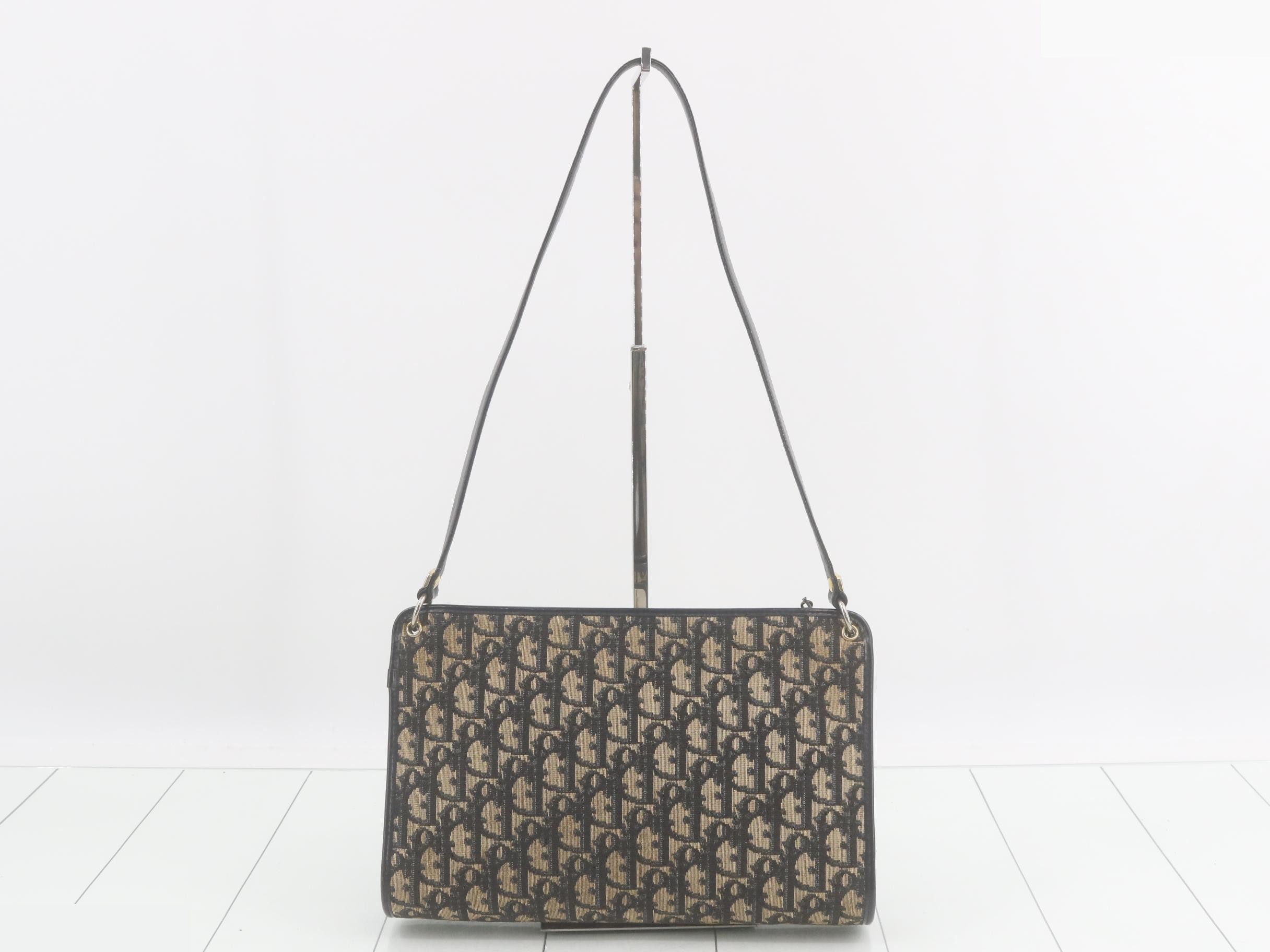 Trotter (bag) - Shoulder bag — view 2