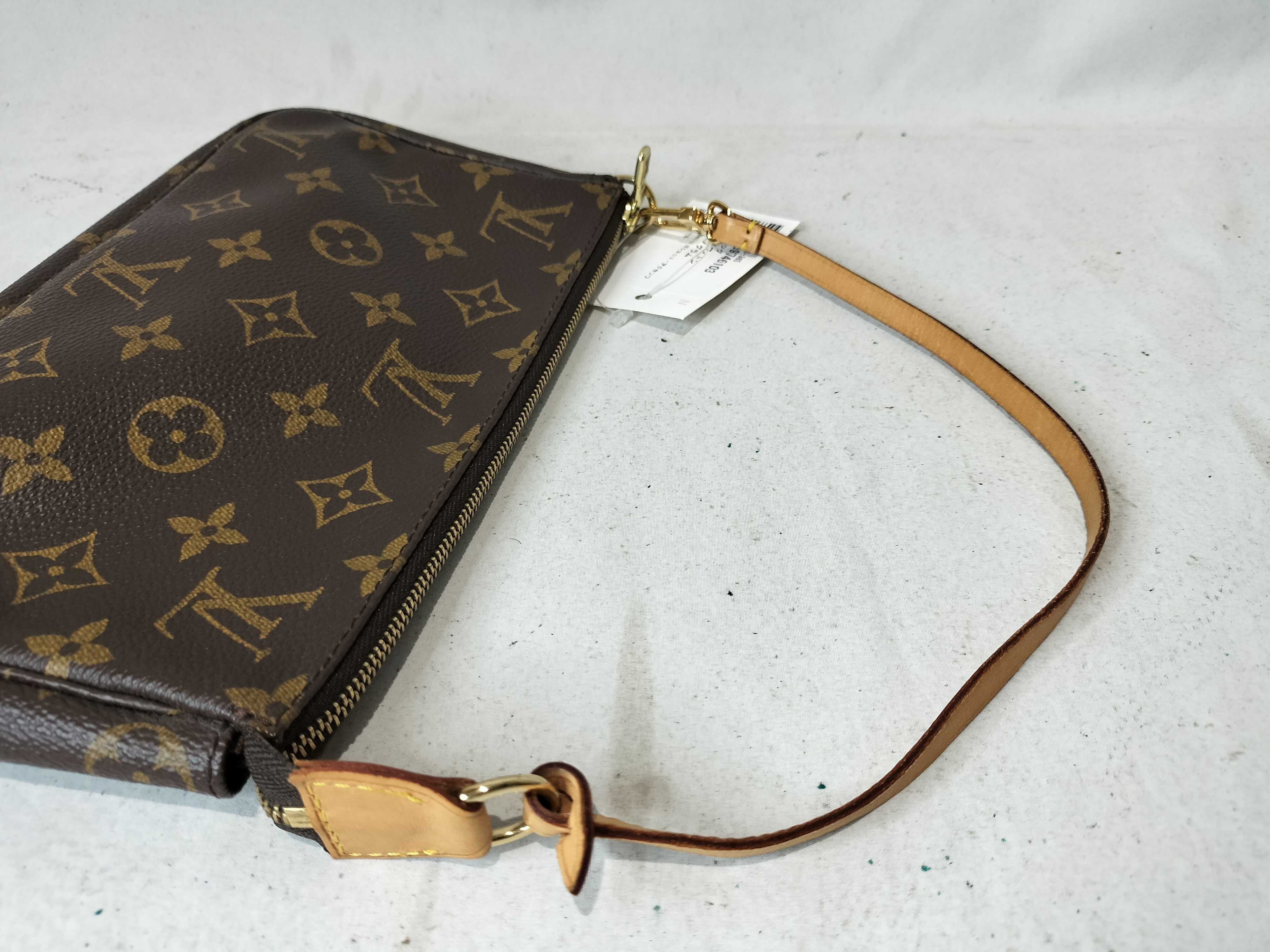 Monogram M40712 Pochette Accessoires Handbag — view 3