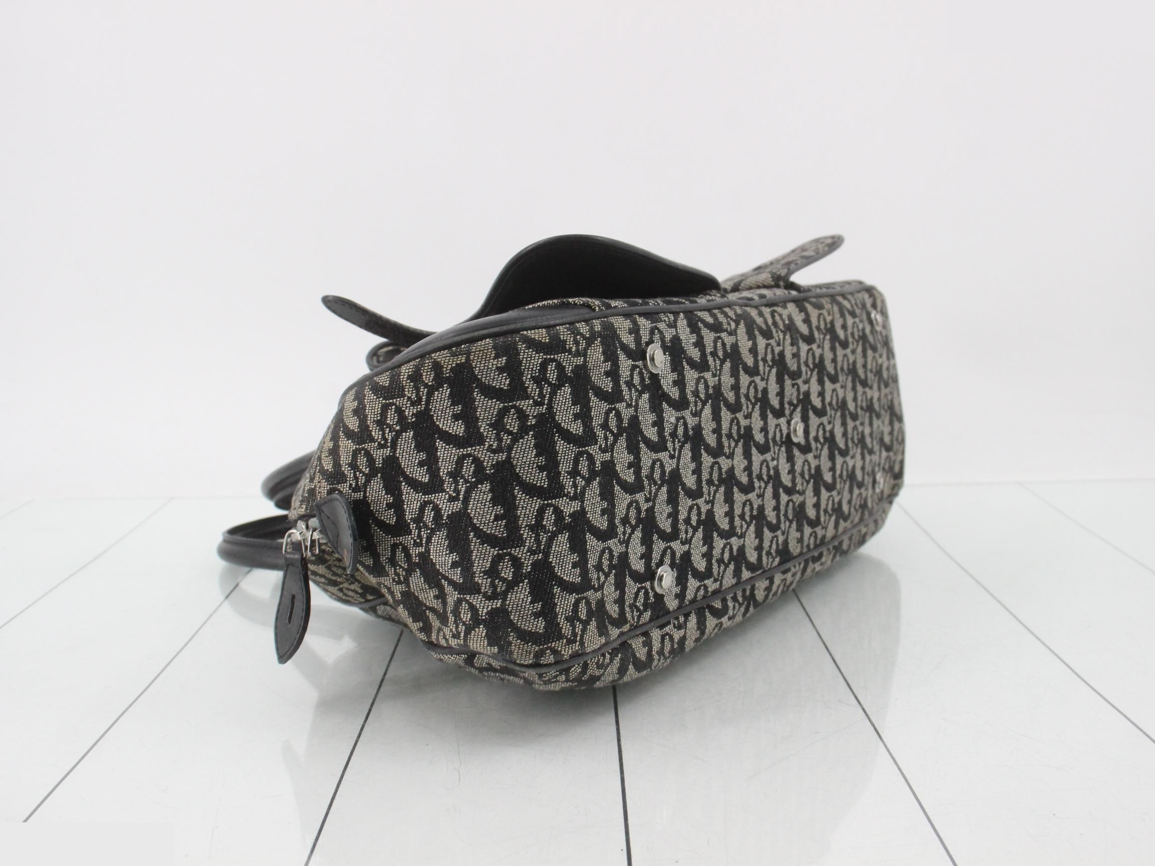 handbag — view 5