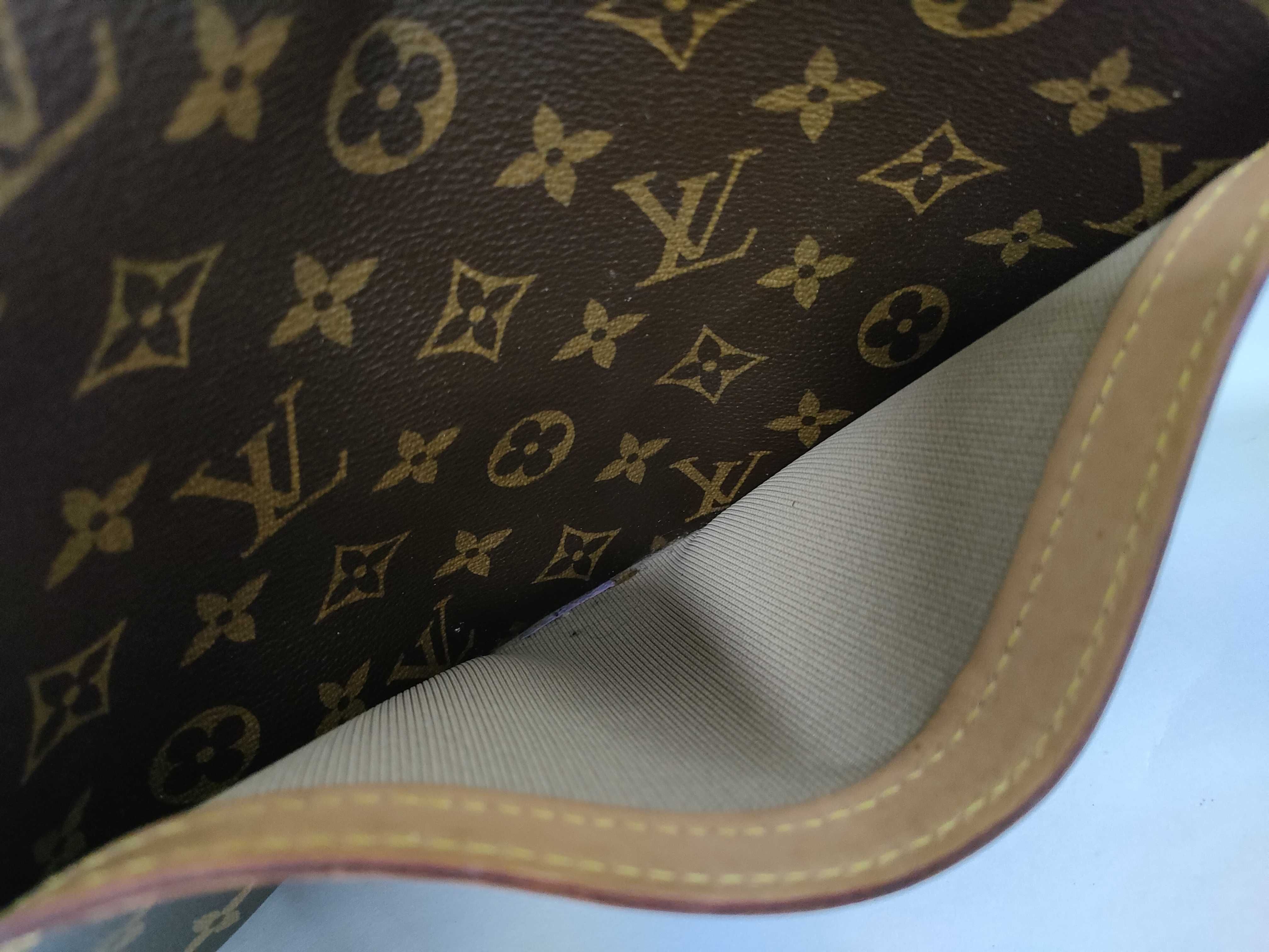 Monogram Reporter PM M45254 Shoulder Bag — view 13