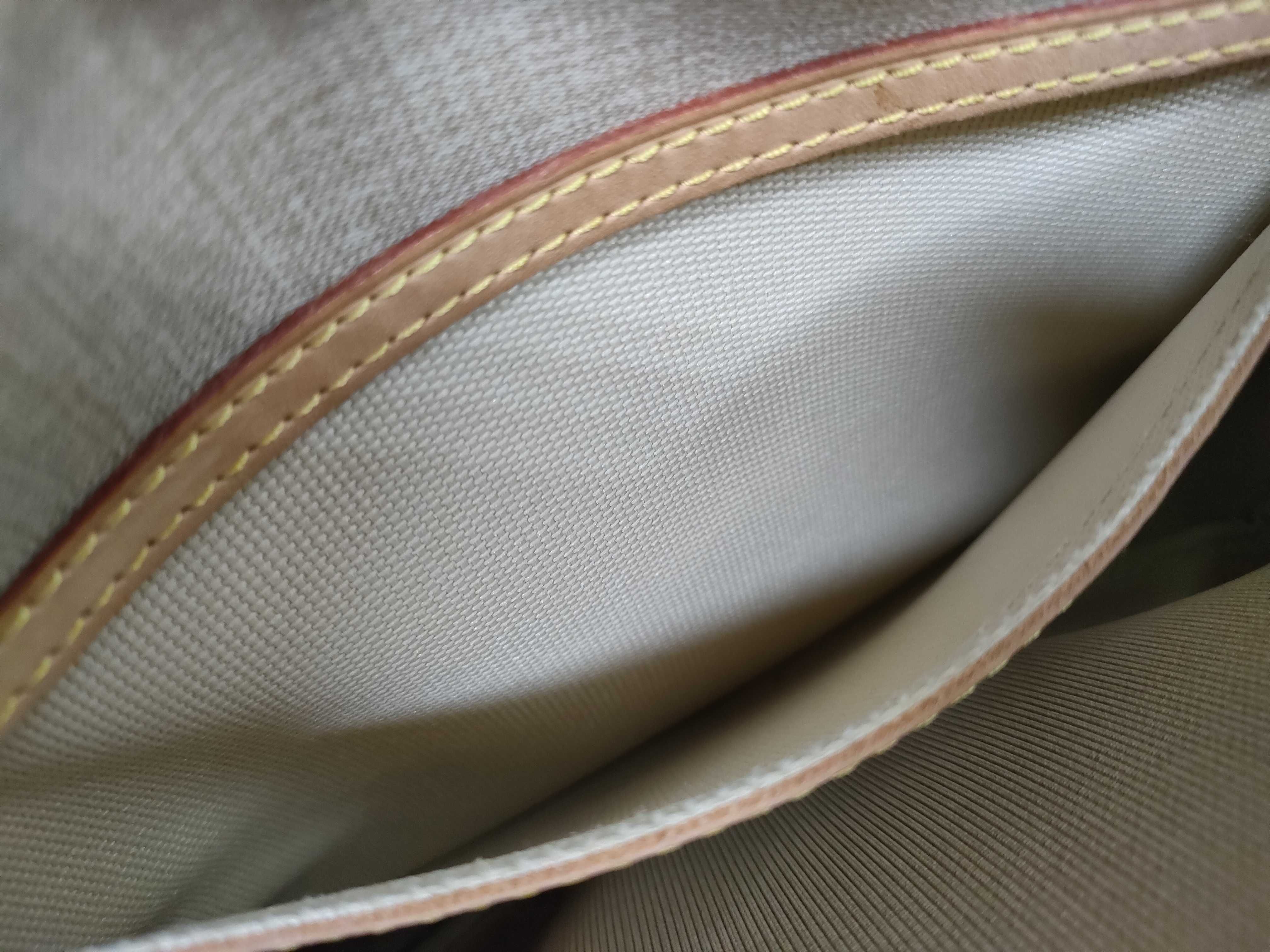 Monogram Reporter PM M45254 Shoulder Bag — view 10