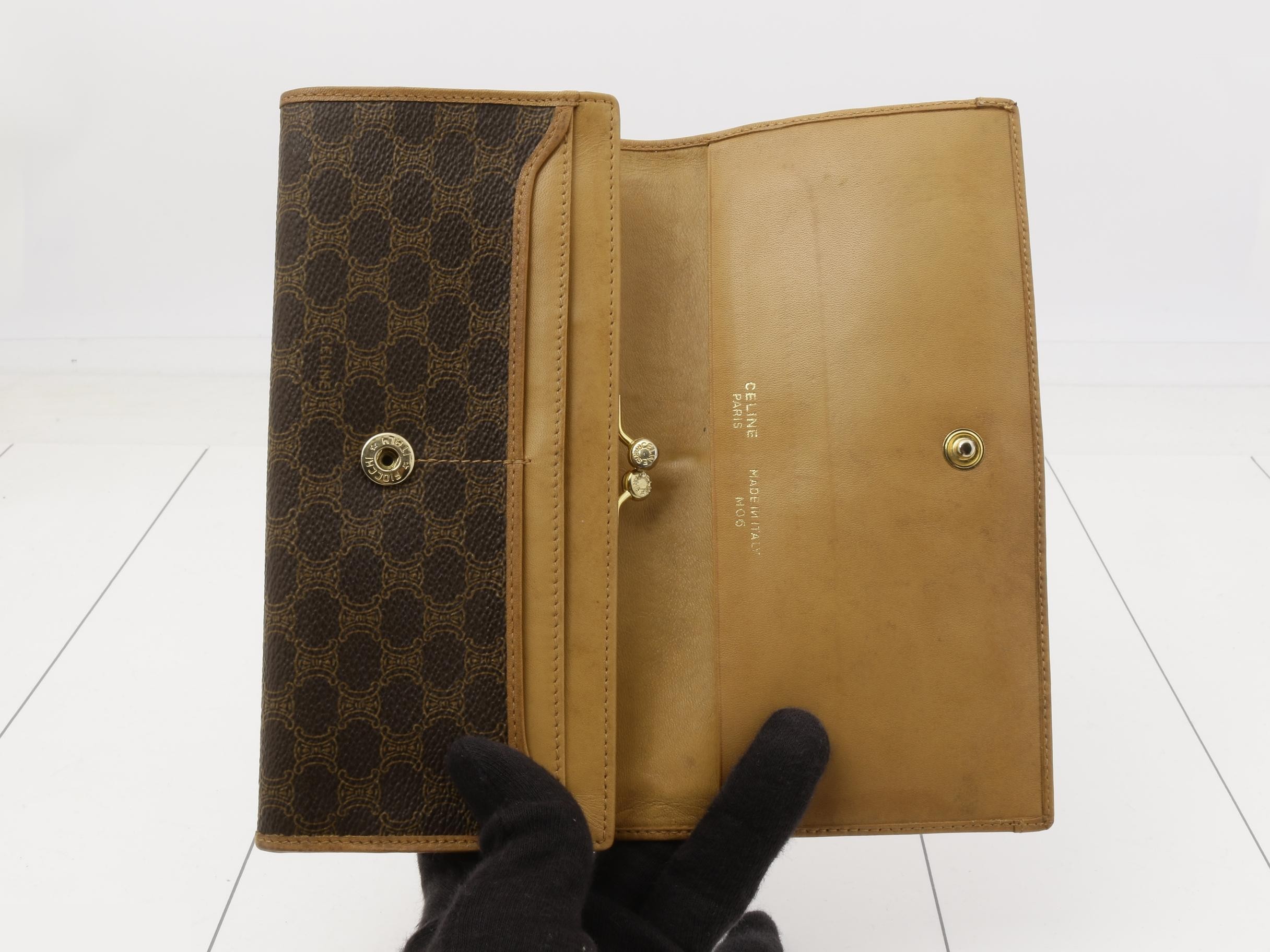 Other lines: Bags and Wallets — view 4
