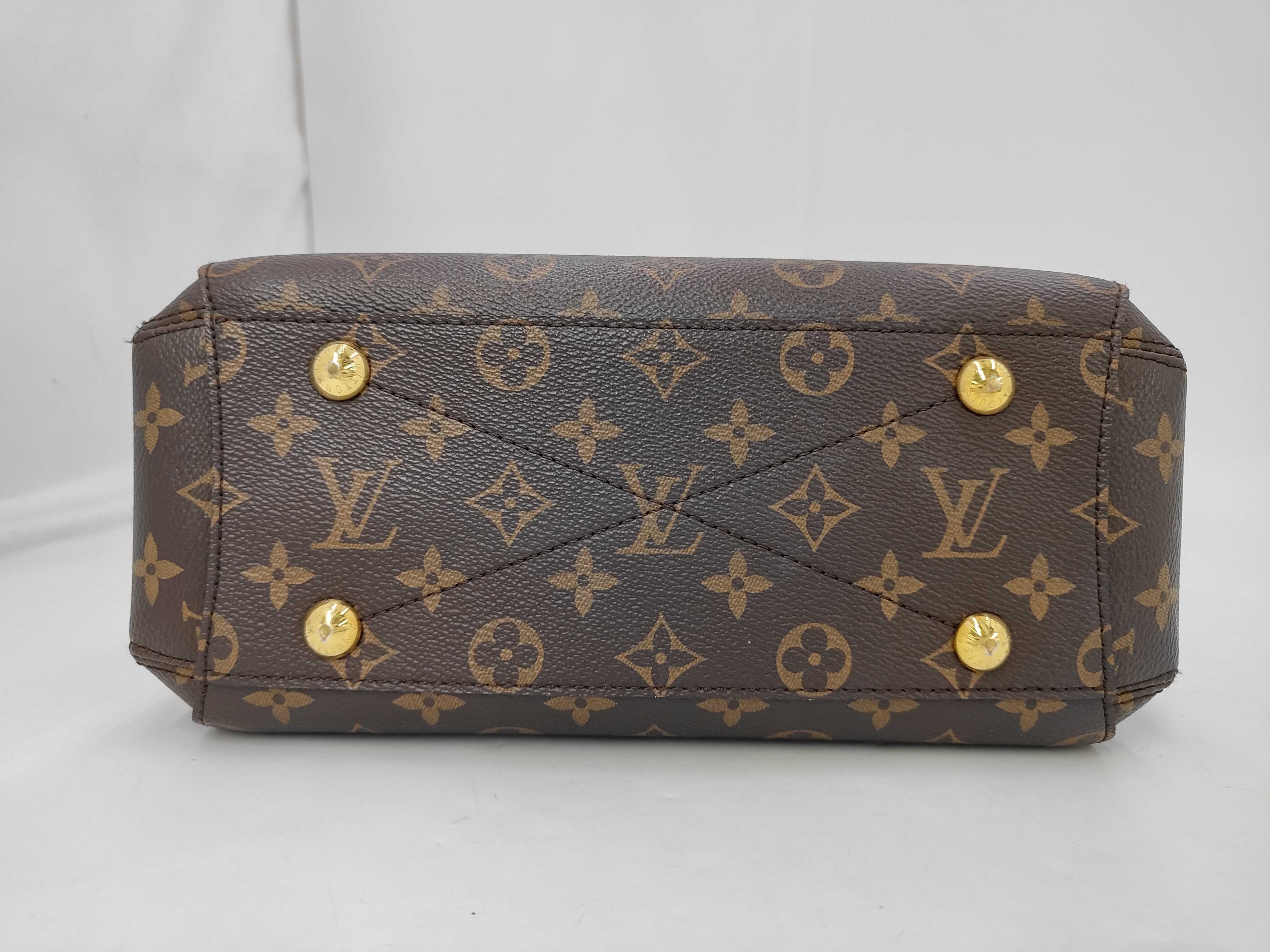 Montaigne BB handbag — view 3